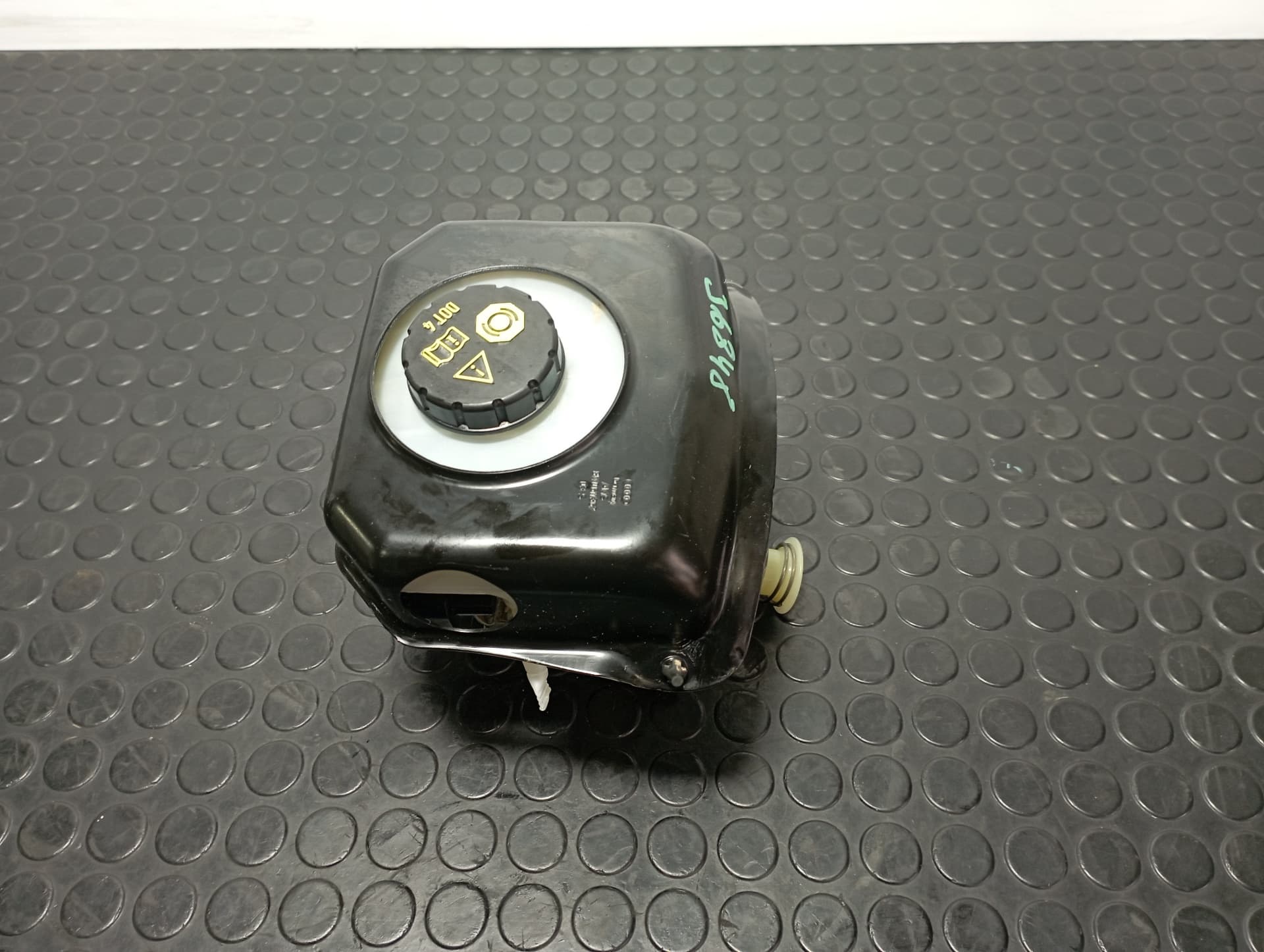 Recambio de BOMBA FRENO para AUDI A4 BERLINA (8W2) 2.0 TDI DEUA referencia OEM IAM 8W0611301 - BLANCO 2