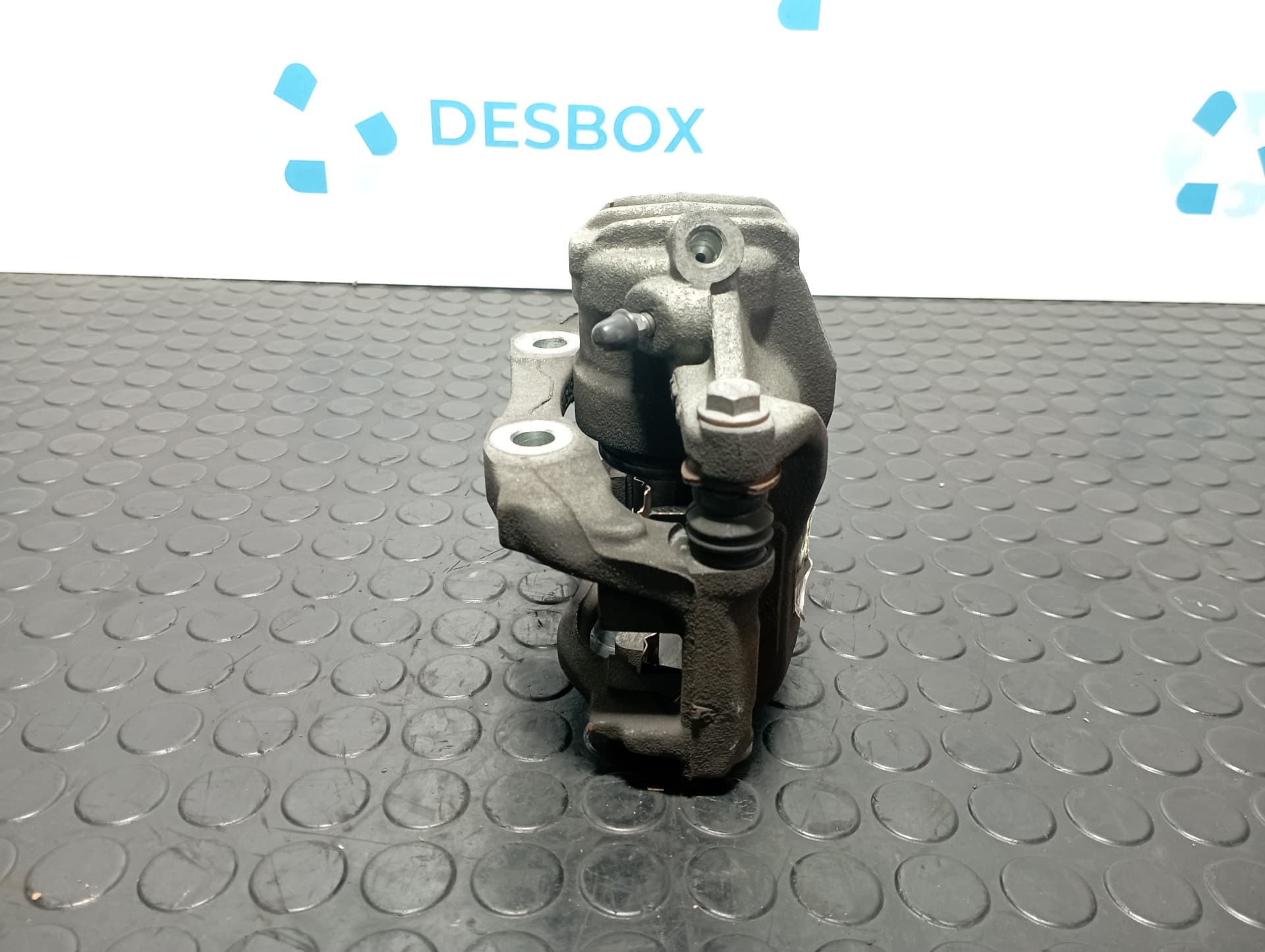 Recambio de PINZA DE FRENO DELANTERA DERECHA para CITROEN C3 HM05 referencia OEM IAM 9805497780 - ROJO 4