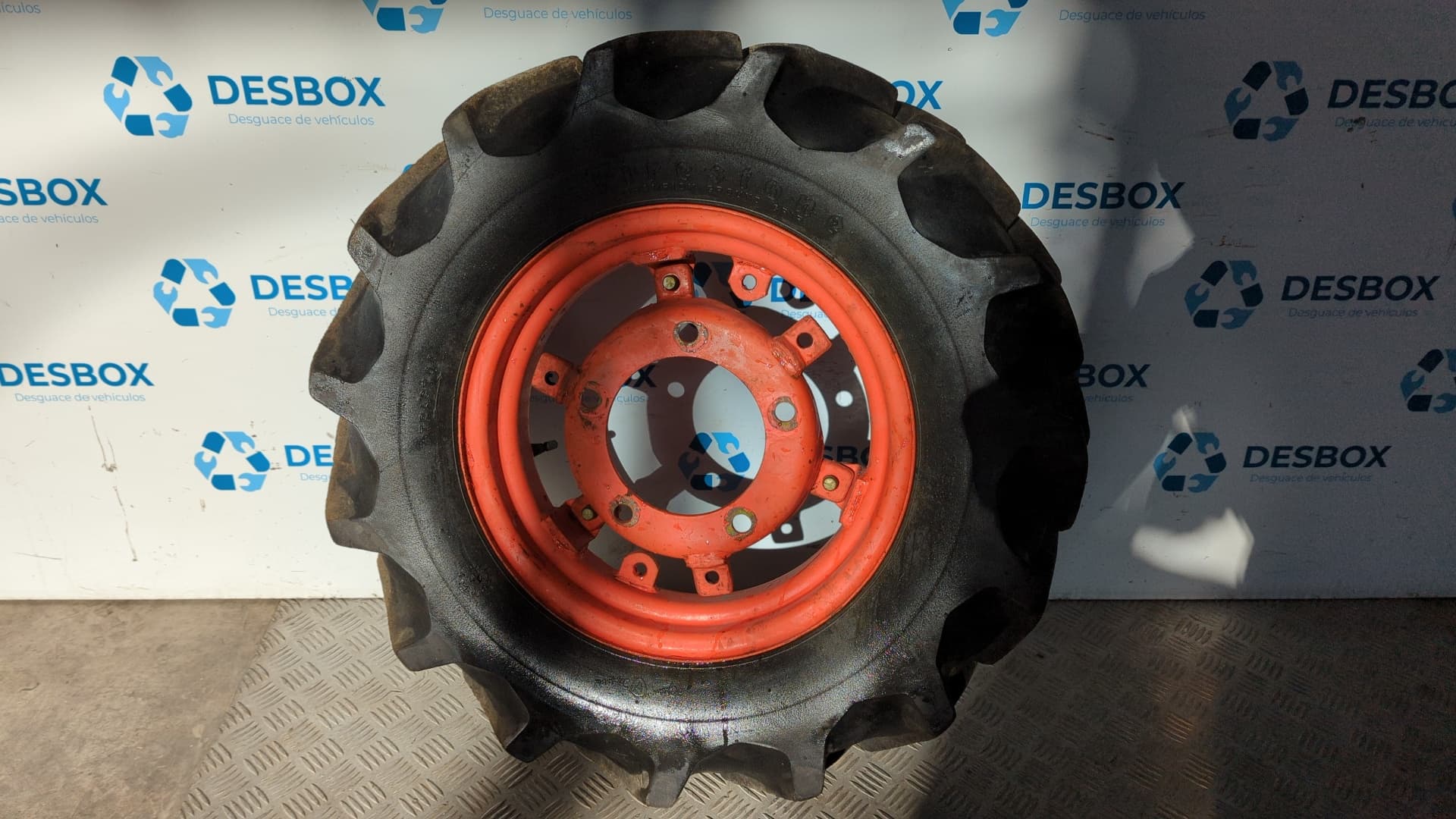 Recambio de LLANTA para AGRIA 2700 DL MOTOCULTOR 14 CV 14CV - ROJO 3