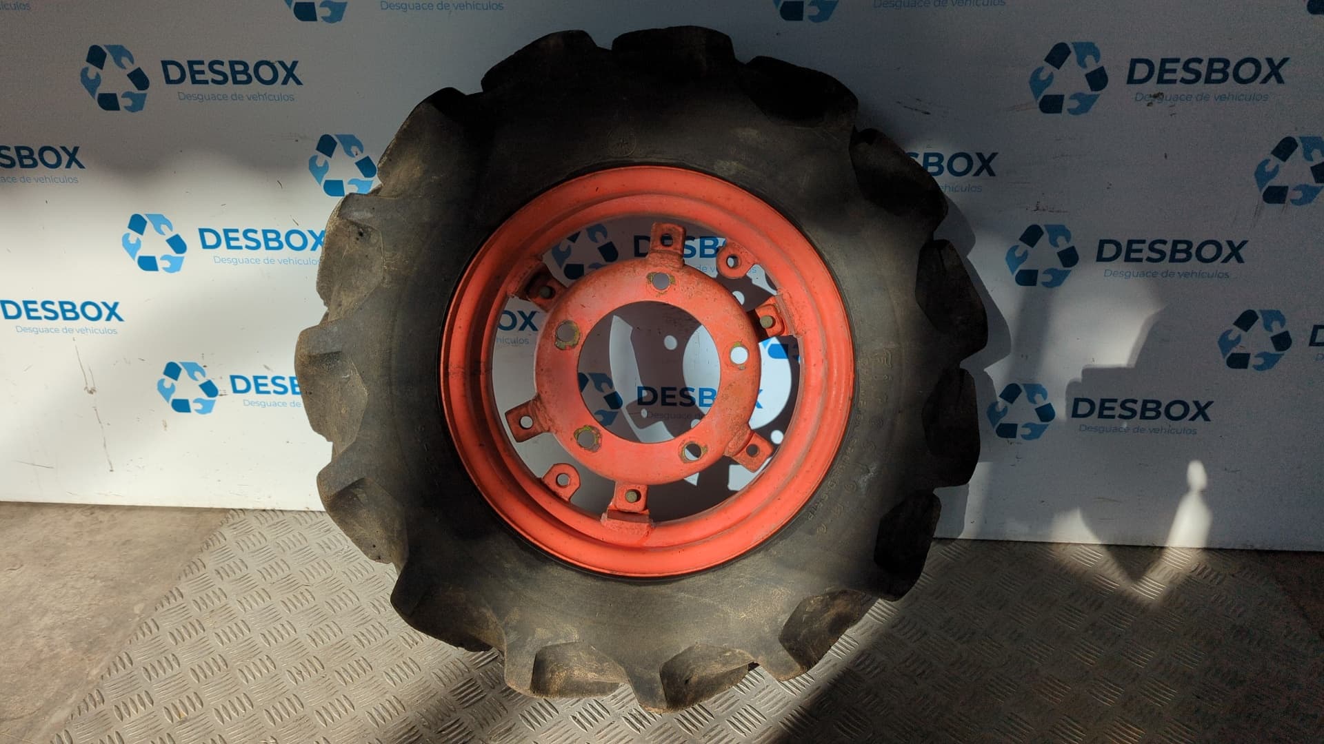 Recambio de LLANTA para AGRIA 2700 DL MOTOCULTOR 14 CV 14CV - ROJO 3