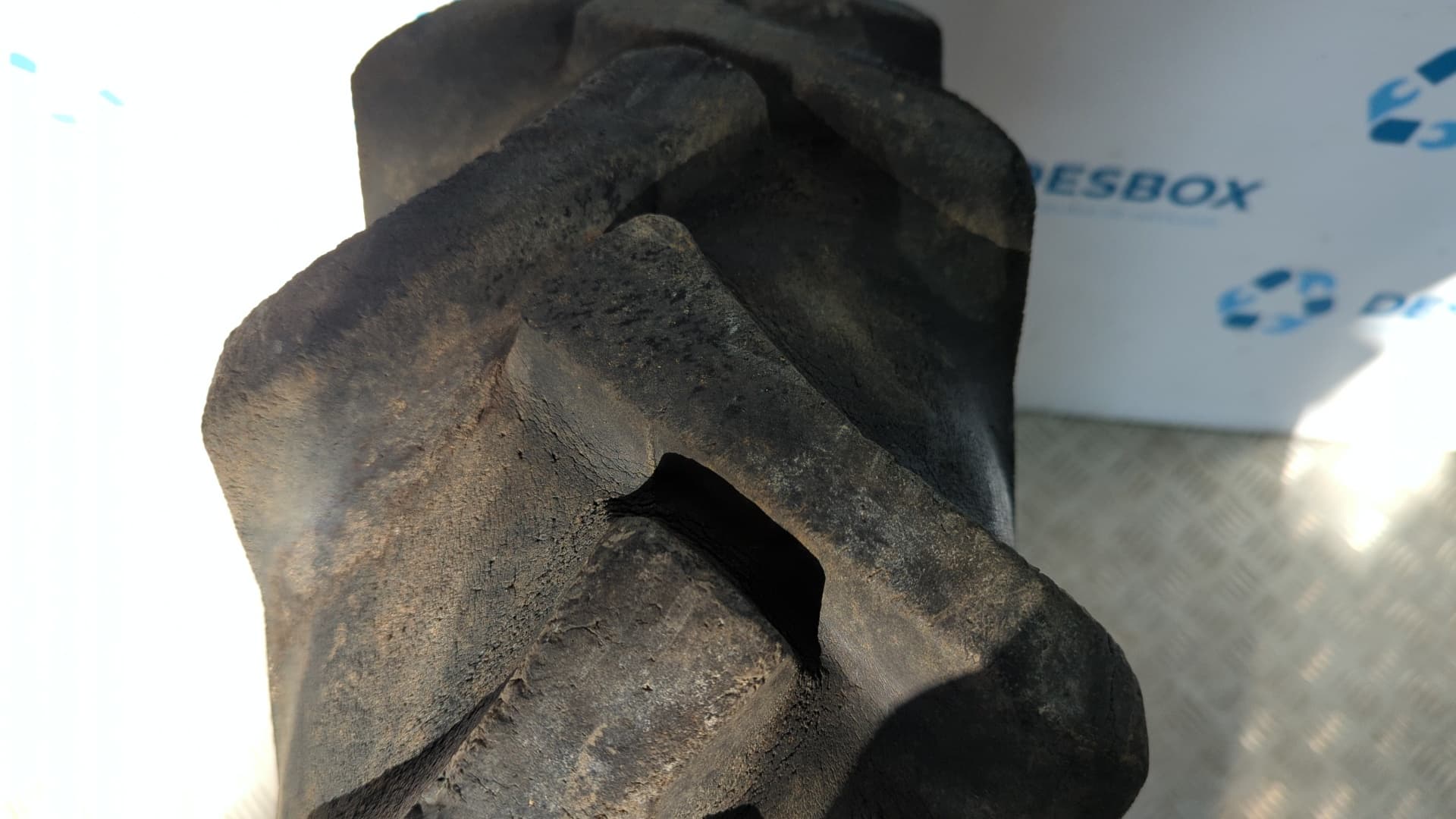 Recambio de LLANTA para AGRIA 2700 DL MOTOCULTOR 14 CV 14CV - ROJO 2