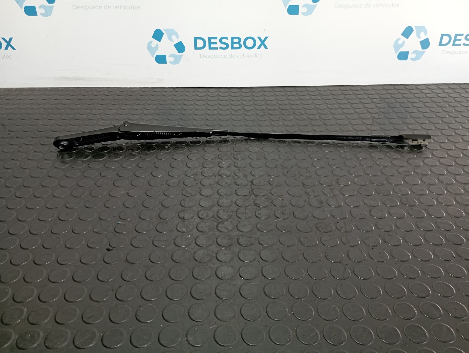 Recambio de BRAZO LIMPIA DELANTERO DERECHO para AUDI A4 BERLINA (8W2) 2.0 TDI DEUA referencia OEM IAM 8W1955408 - BLANCO