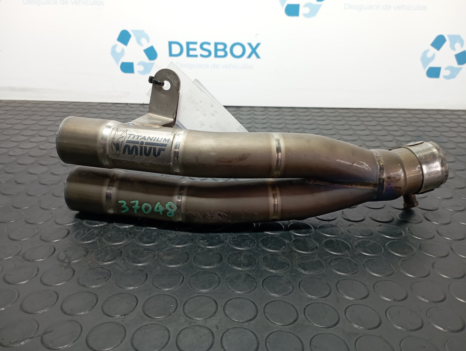 Recambio de TUBO DE ESCAPE para SUZUKI SFV650 P511 referencia OEM IAM 92R-01 0014 - VERDE 5
