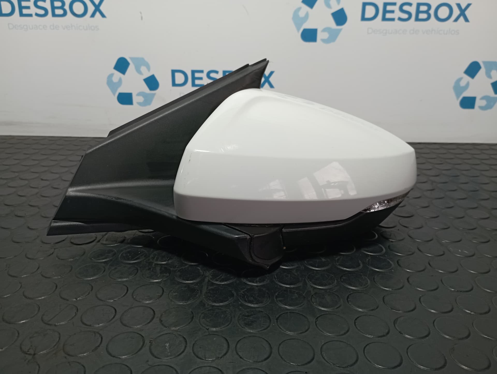 Recambio de RETROVISOR IZQUIERDO para VOLKSWAGEN POLO VI (AE1) * DLAC referencia OEM IAM A064480 - BLANCO 2