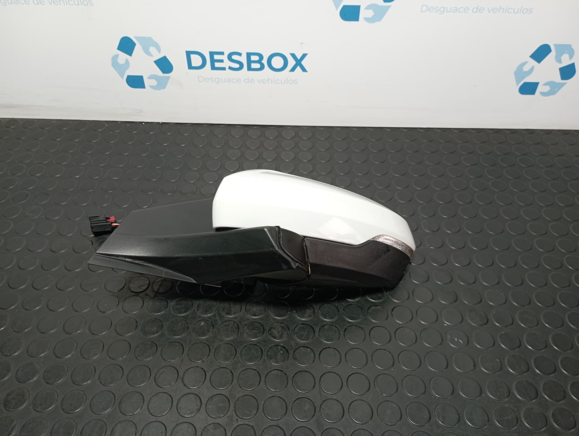 Recambio de RETROVISOR IZQUIERDO para VOLKSWAGEN POLO VI (AE1) * DLAC referencia OEM IAM A064480 - BLANCO 5