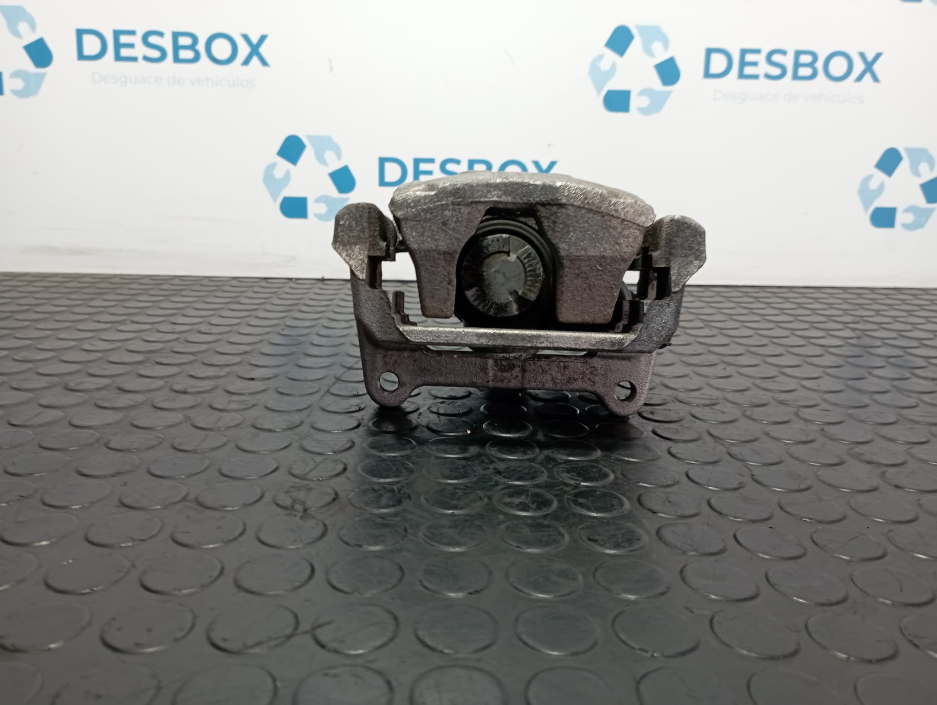 Recambio de PINZA DE FRENO TRASERA IZQUIERDA para AUDI A4 BERLINA (8W2) 2.0 TDI DEUA referencia OEM IAM 8W0405AT - BLANCO 2