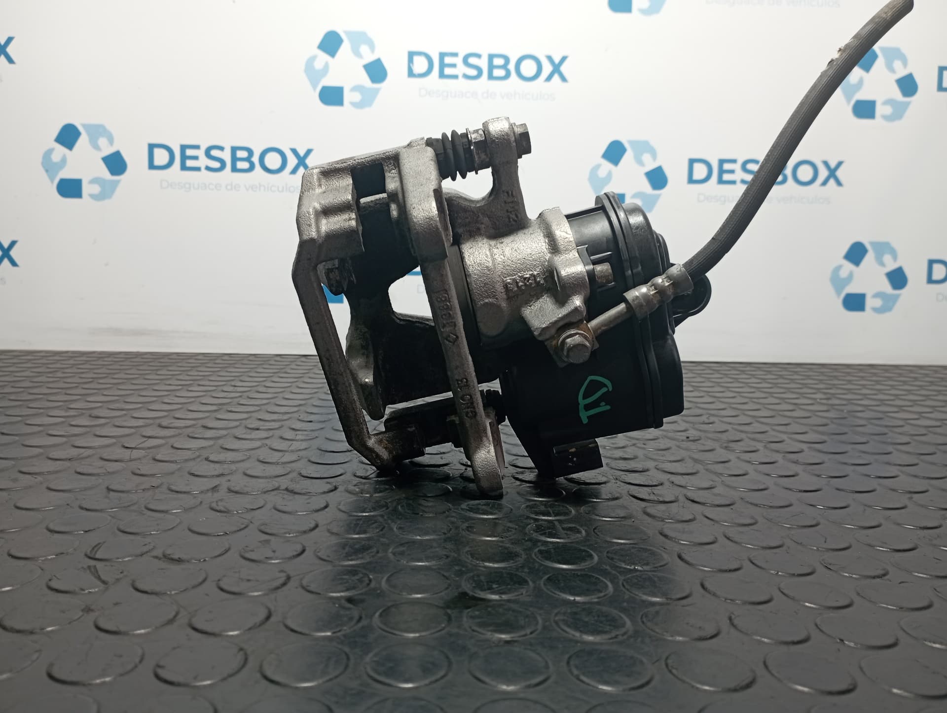 Recambio de PINZA DE FRENO TRASERA DERECHA para AUDI A4 BERLINA (8W2) 2.0 TDI DEUA referencia OEM IAM 8W0406AT - BLANCO