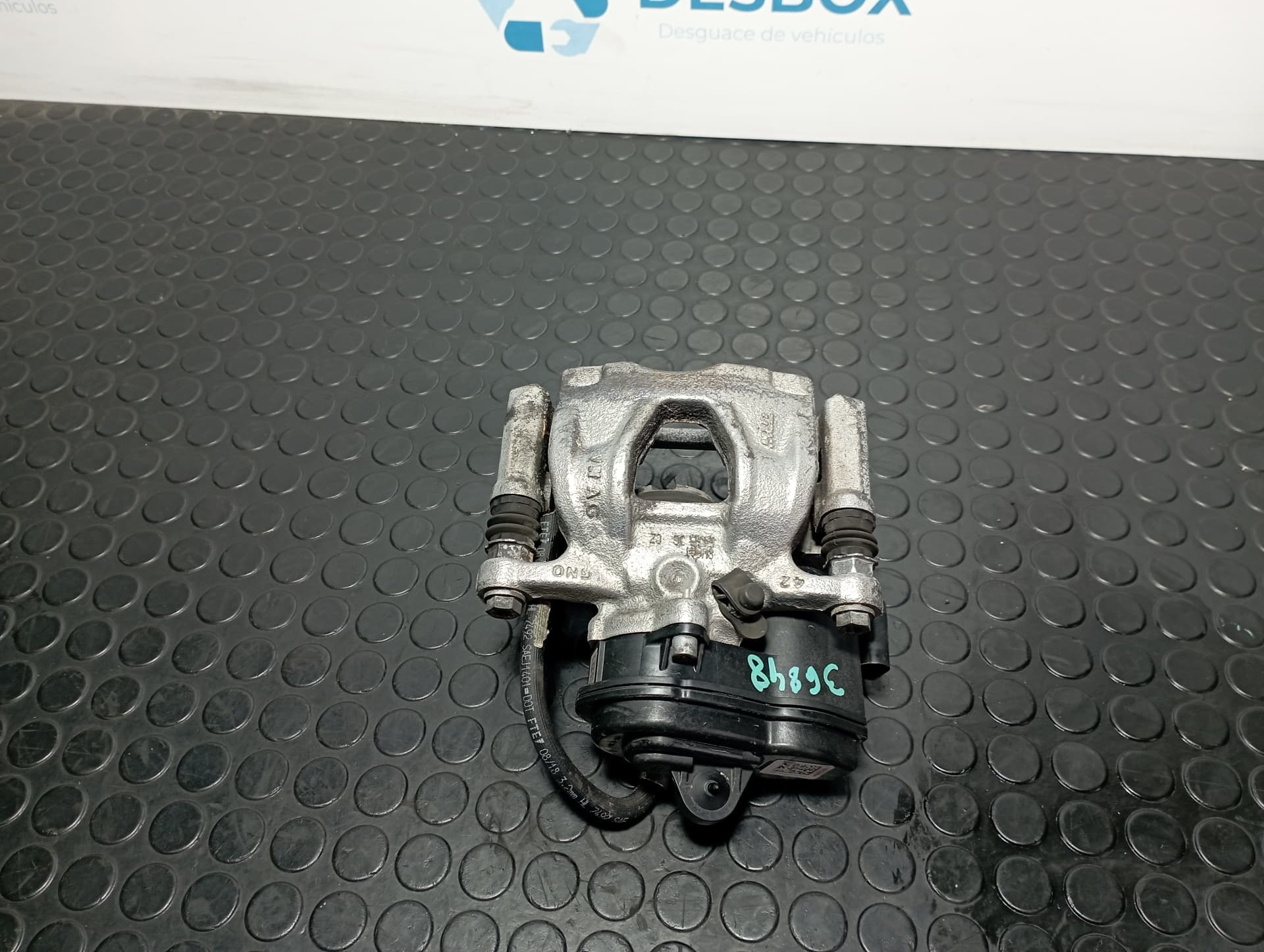 Recambio de PINZA DE FRENO TRASERA DERECHA para AUDI A4 BERLINA (8W2) 2.0 TDI DEUA referencia OEM IAM 8W0406AT - BLANCO 3