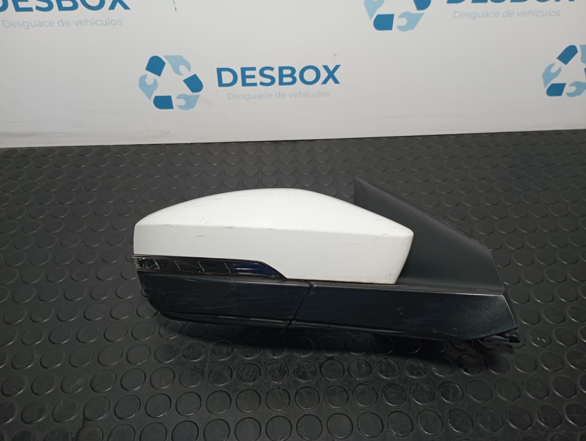 Recambio de RETROVISOR DERECHO para VOLKSWAGEN T-CROSS (D31) 1.0 TSI DKLA referencia OEM IAM 2GM857934 - NARANJA 3