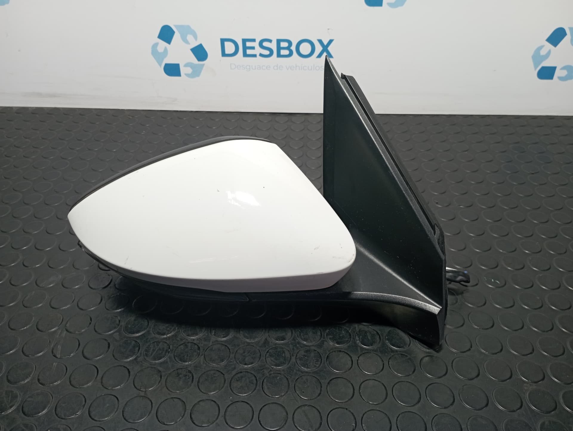 Recambio de RETROVISOR DERECHO para VOLKSWAGEN T-CROSS (D31) 1.0 TSI DKLA referencia OEM IAM 2GM857934 - NARANJA 2