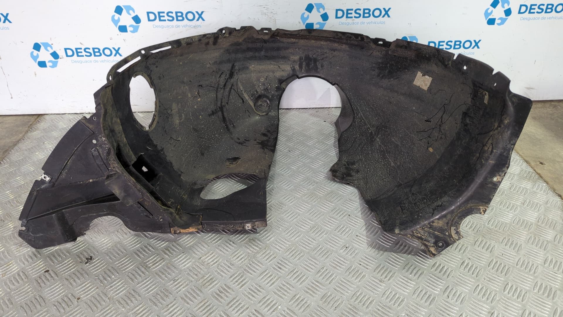 Recambio de PASO RUEDA DELANTERO IZQUIERDO para VOLKSWAGEN POLO VI (AE1) * DLAC referencia OEM IAM 2G0805911D - BLANCO 3