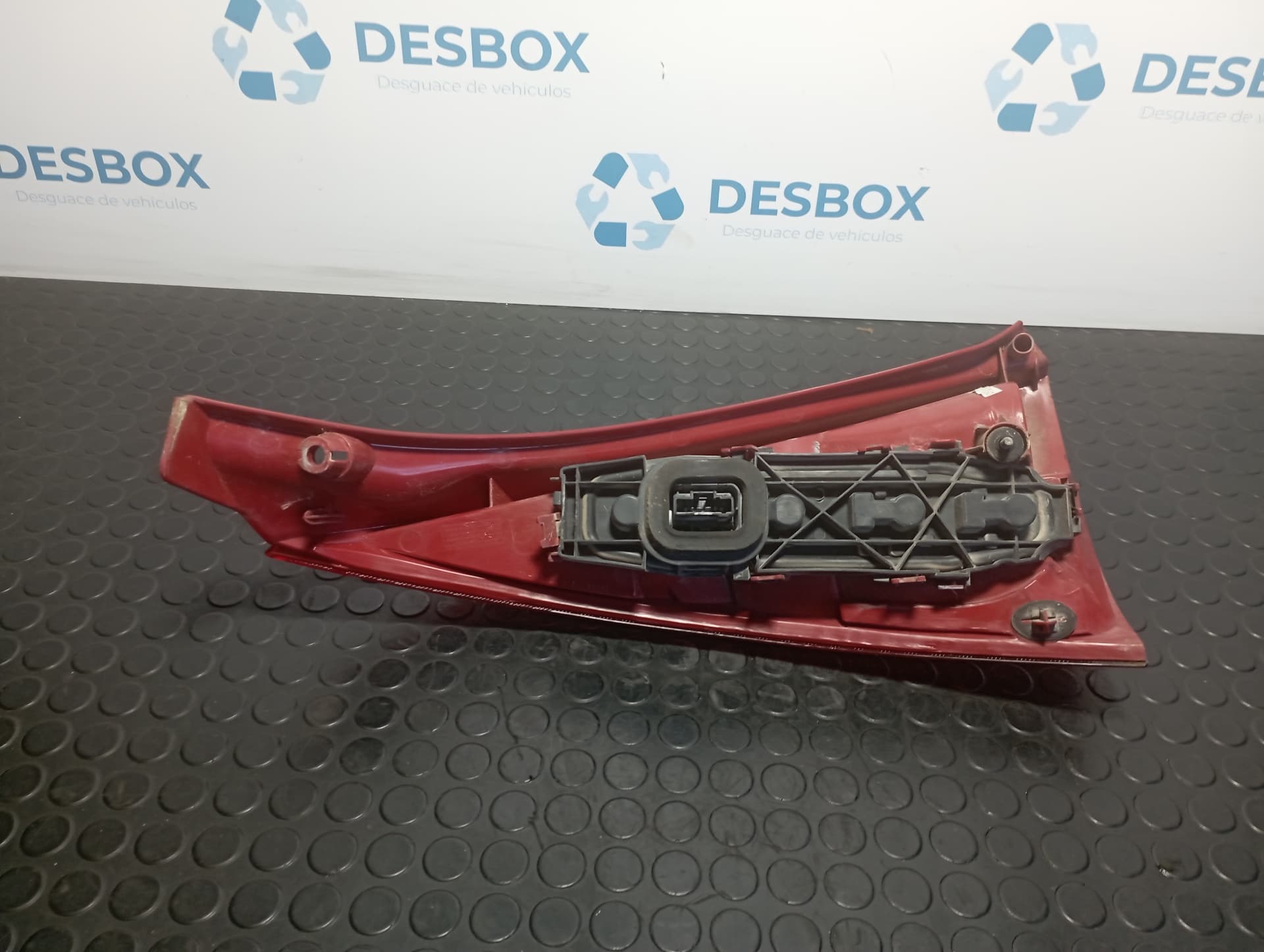 Recambio de PILOTO TRASERO DERECHO para CITROEN C3 HFX referencia OEM IAM 085521914RR - AZUL 2