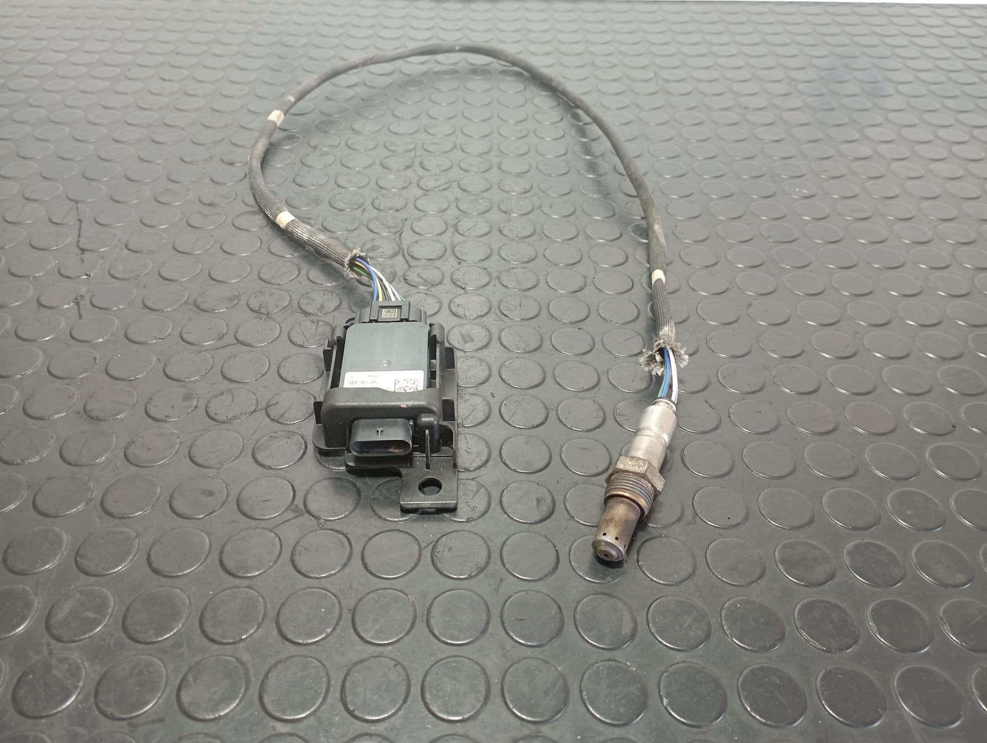 Recambio de SONDA LAMBDA para AUDI A4 BERLINA (8W2) 2.0 TDI DEUA referencia OEM IAM 8W0907805 - BLANCO