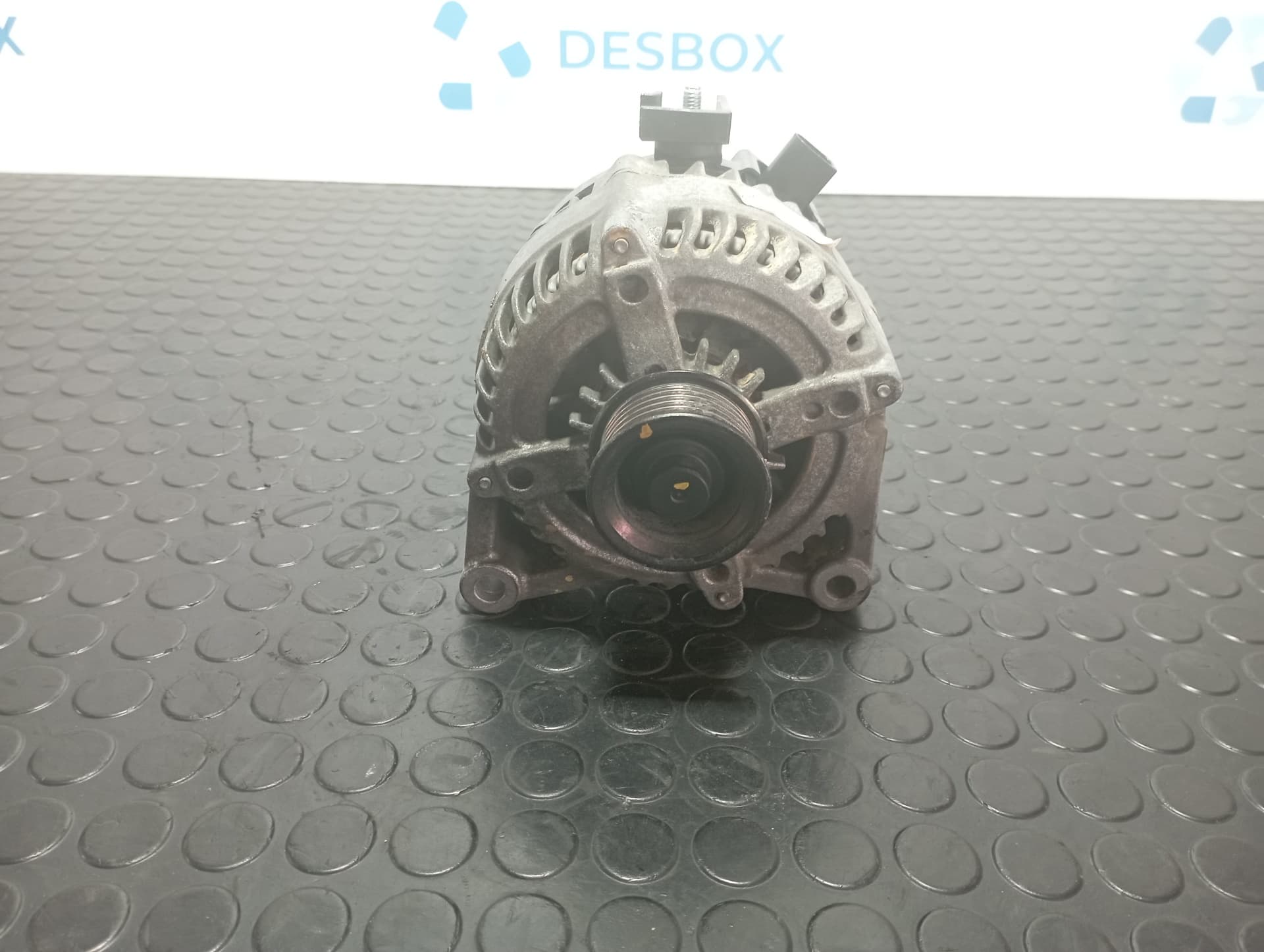 Recambio de ALTERNADOR para BMW SERIE X1 (F48) X1 SDRIVE 18D B47C20A referencia OEM IAM 1042118182 - BLANCO