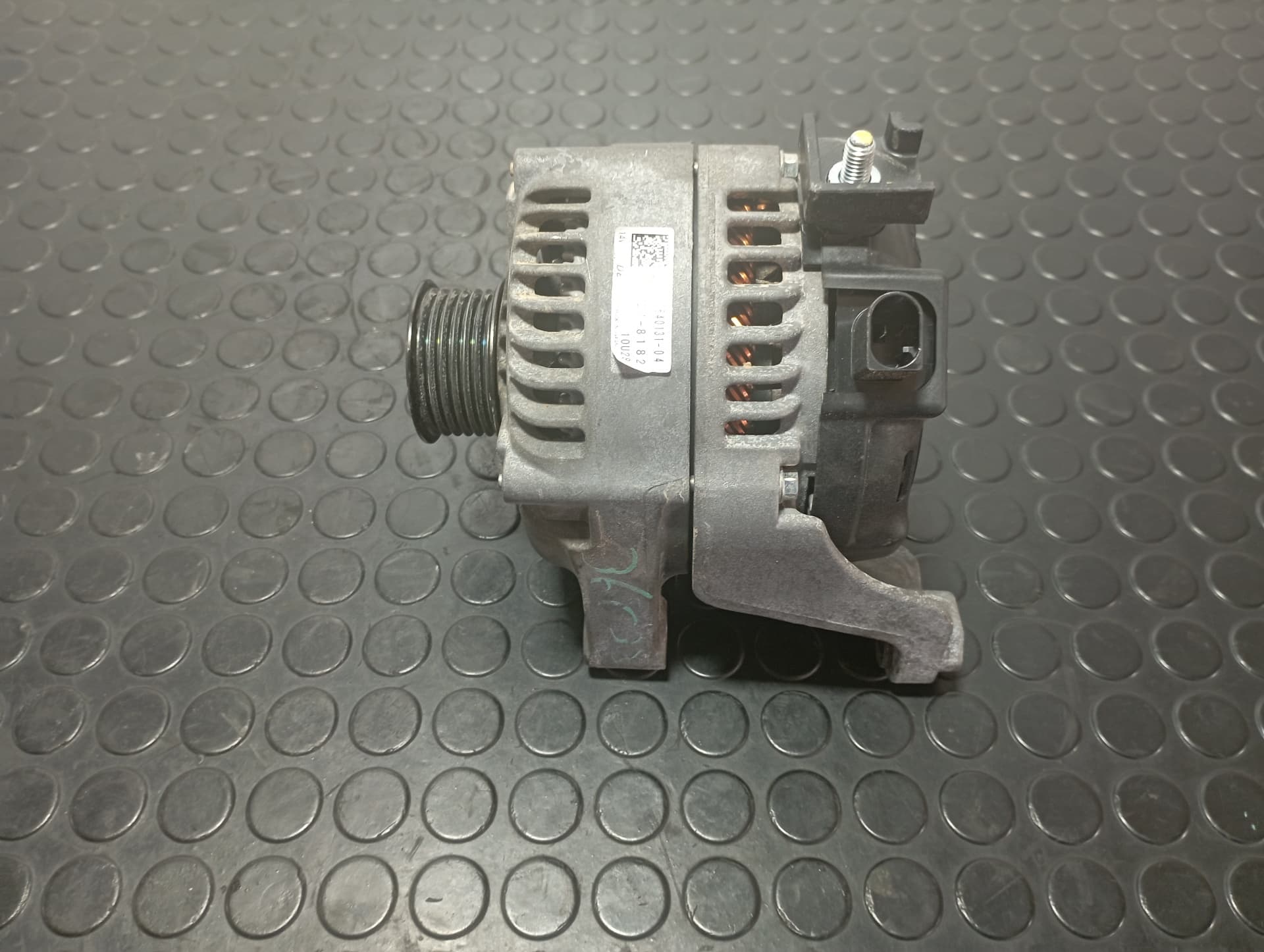 Recambio de ALTERNADOR para BMW SERIE X1 (F48) X1 SDRIVE 18D B47C20A referencia OEM IAM 1042118182 - BLANCO 3