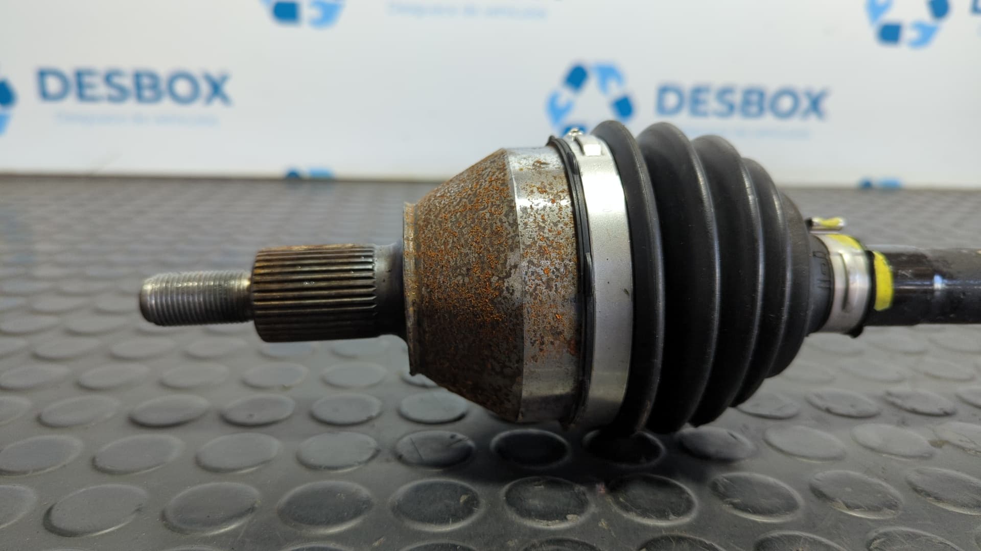 Recambio de TRANSMISION DELANTERA DERECHA para VOLKSWAGEN POLO VI (AE1) * DLAC referencia OEM IAM 2Q0407272BK - BLANCO 3