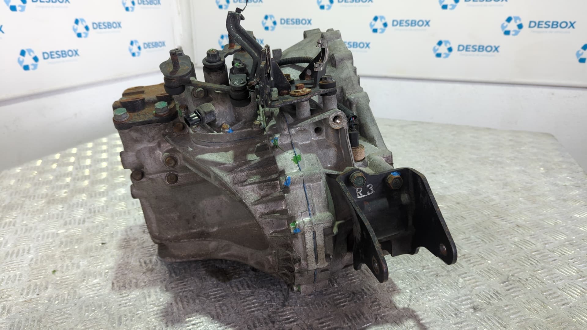 Recambio de CAJA CAMBIOS para KIA CARENS (UN) 2.0 CRDi D4EA referencia OEM IAM S620JC - NEGRO 4