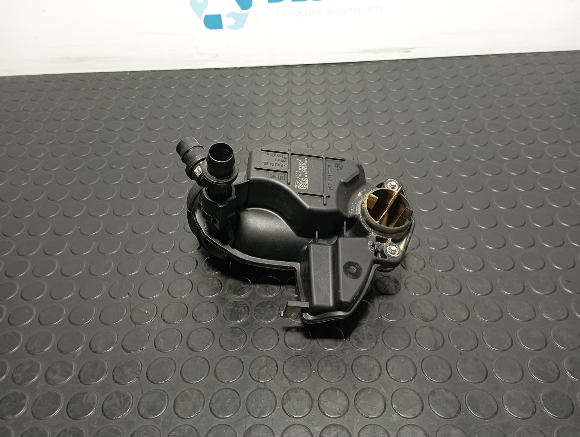 Recambio de TUBO ASPIRACION ADMISION para VOLKSWAGEN POLO VI (AE1) * DLAC referencia OEM IAM 05C129654 - BLANCO 2