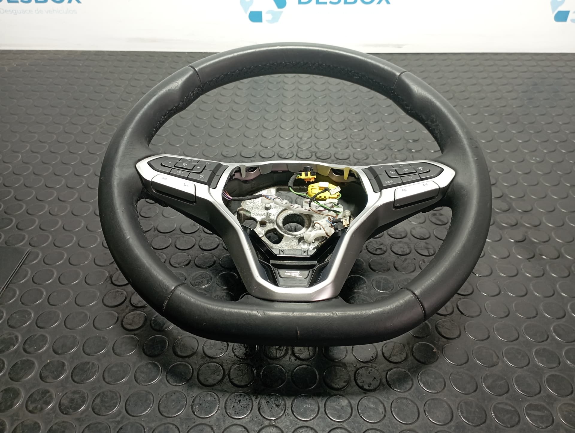 Recambio de VOLANTE para VOLKSWAGEN POLO VI (AE1) * DLAC referencia OEM IAM 6380998 - BLANCO