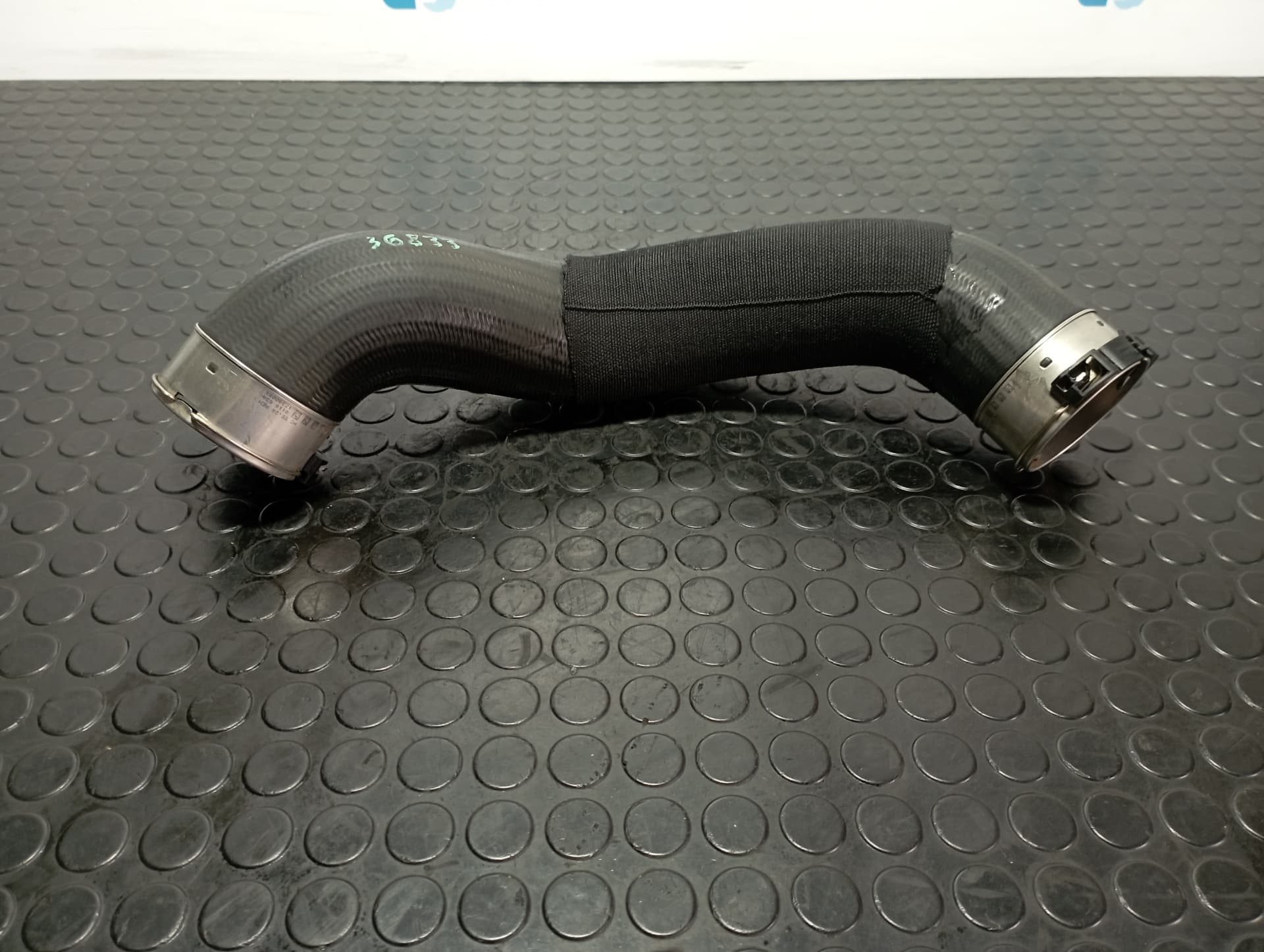 Recambio de TUBO para BMW SERIE X1 (F48) X1 SDRIVE 18D B47C20A referencia OEM IAM 851133804 - BLANCO