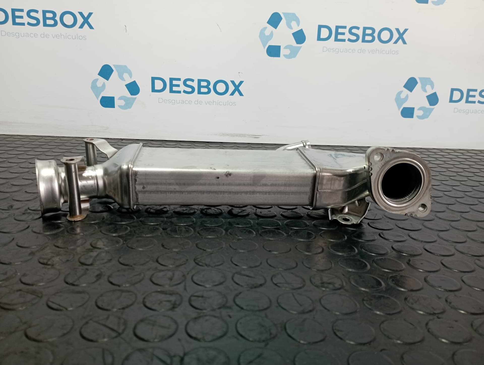 Recambio de ENFRIADOR EGR para MERCEDES-BENZ CLASE A (W176) 2.2 651930 referencia OEM IAM A6511400575 - BLANCO