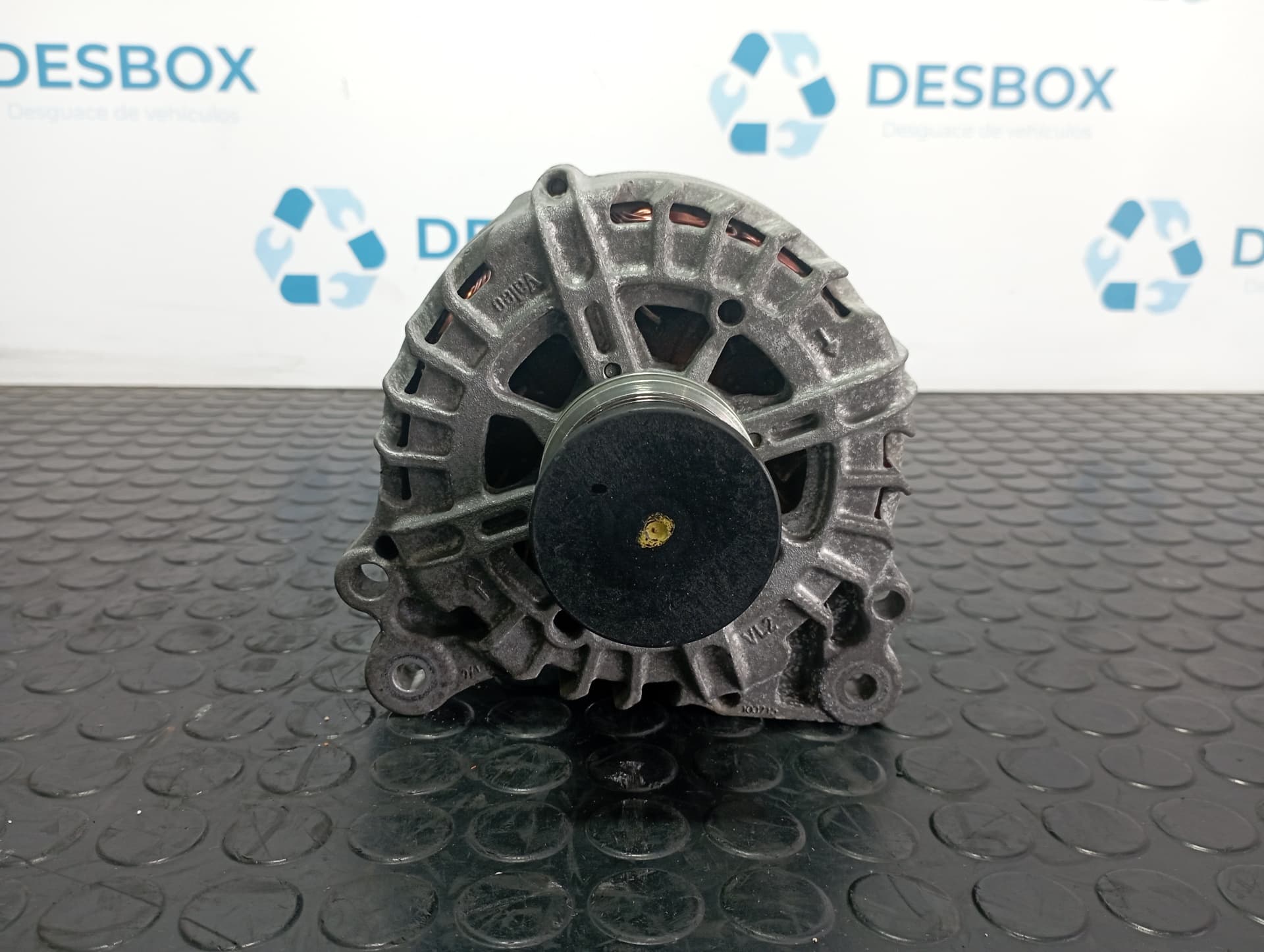 Recambio de ALTERNADOR para AUDI Q5 (8R) Q5 2.0 TDI CGL referencia OEM IAM 03G903016F - NEGRO