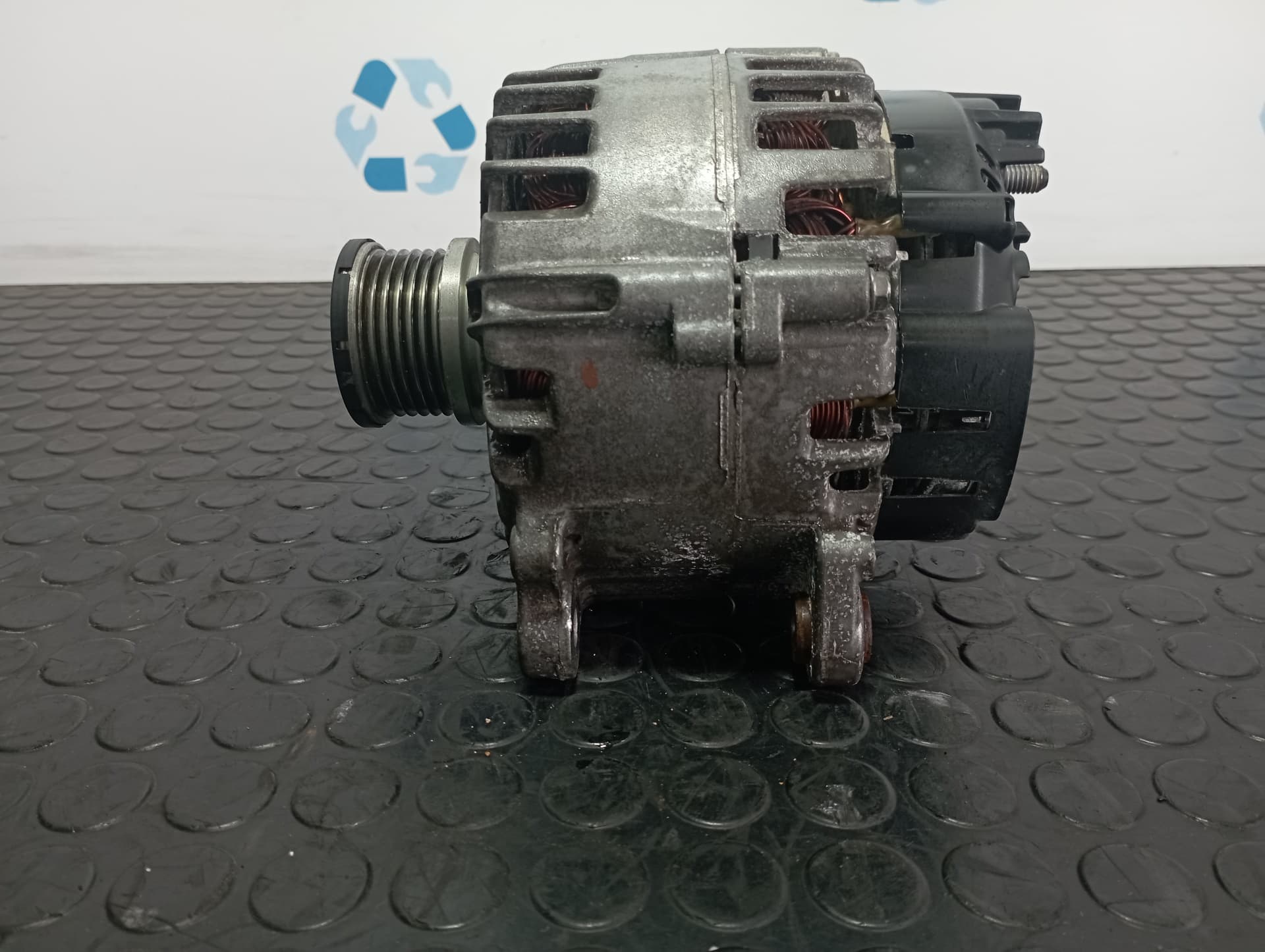 Recambio de ALTERNADOR para AUDI Q5 (8R) Q5 2.0 TDI CGL referencia OEM IAM 03G903016F - NEGRO 2