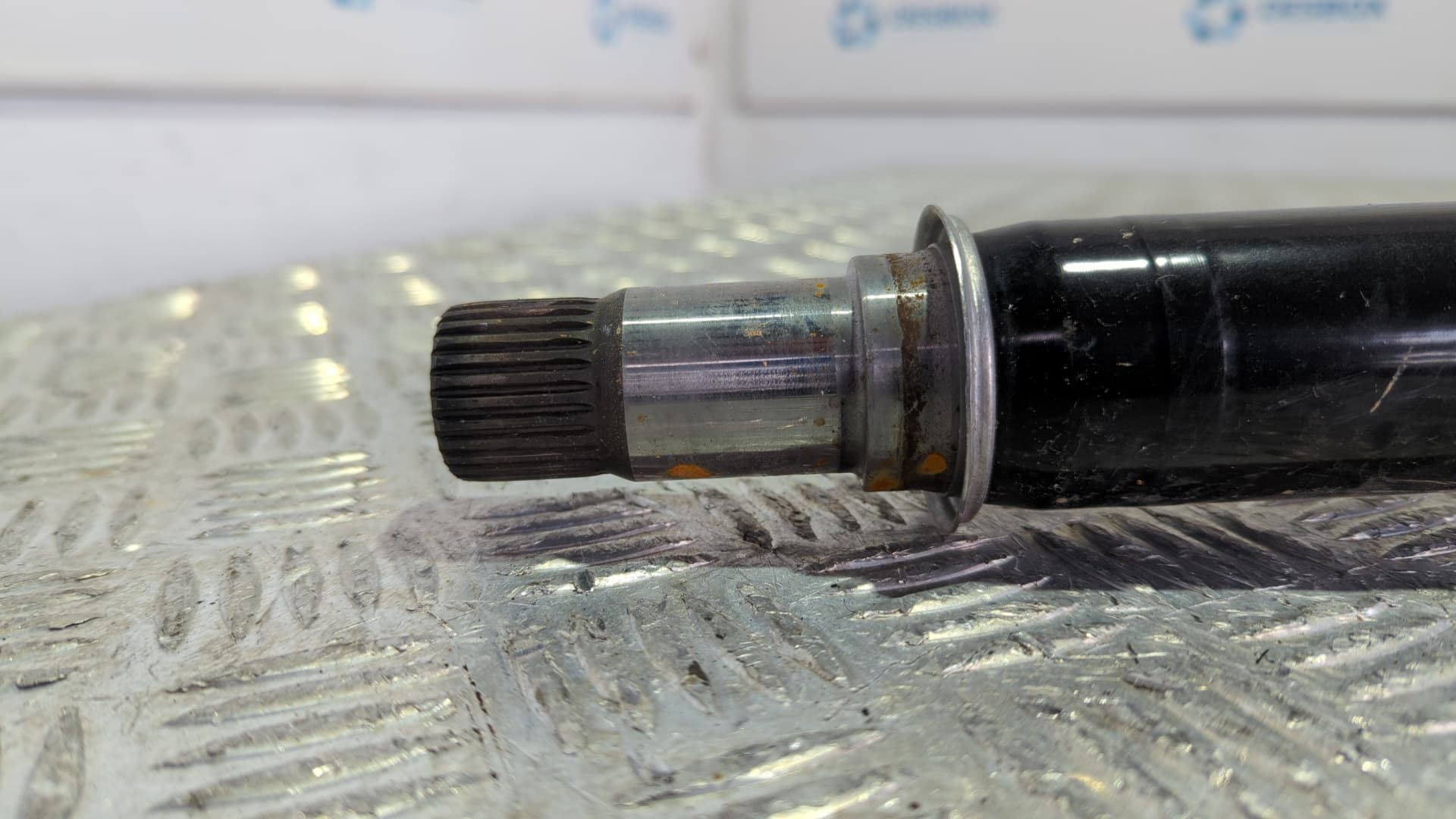 Recambio de TRANSMISION DELANTERA DERECHA para MERCEDES-BENZ CLASE A (W176) 2.2 651930 referencia OEM IAM A2463600274 - BLANCO 2