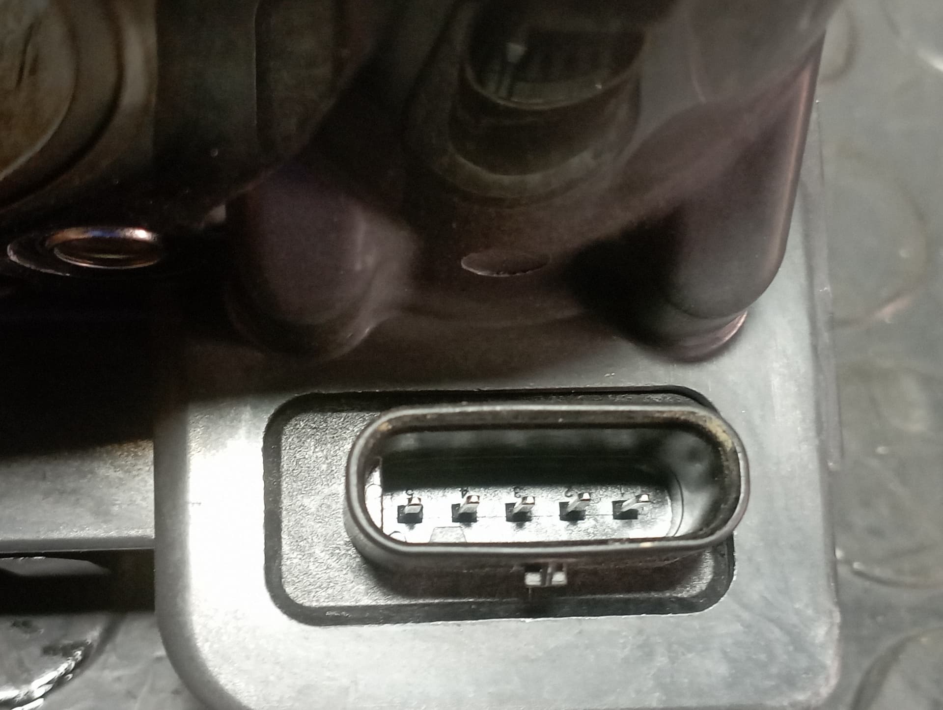 Recambio de CAJA MARIPOSA para MERCEDES-BENZ CLASE A (W176) 2.2 651930 referencia OEM IAM A6510900470 - BLANCO 4