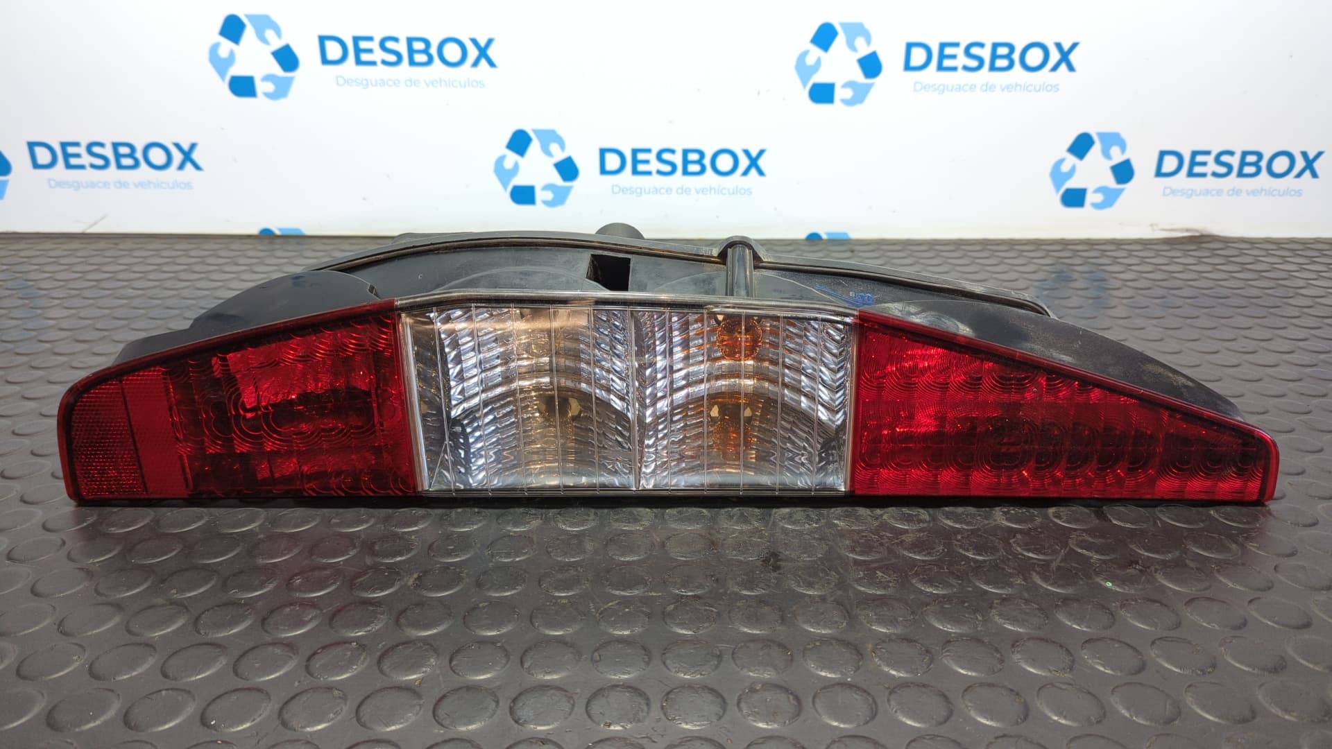Recambio de PILOTO TRASERO IZQUIERDO para FIAT DOBLO (119) 1.9 JTD 182B9000 referencia OEM IAM 40610748 - AZUL