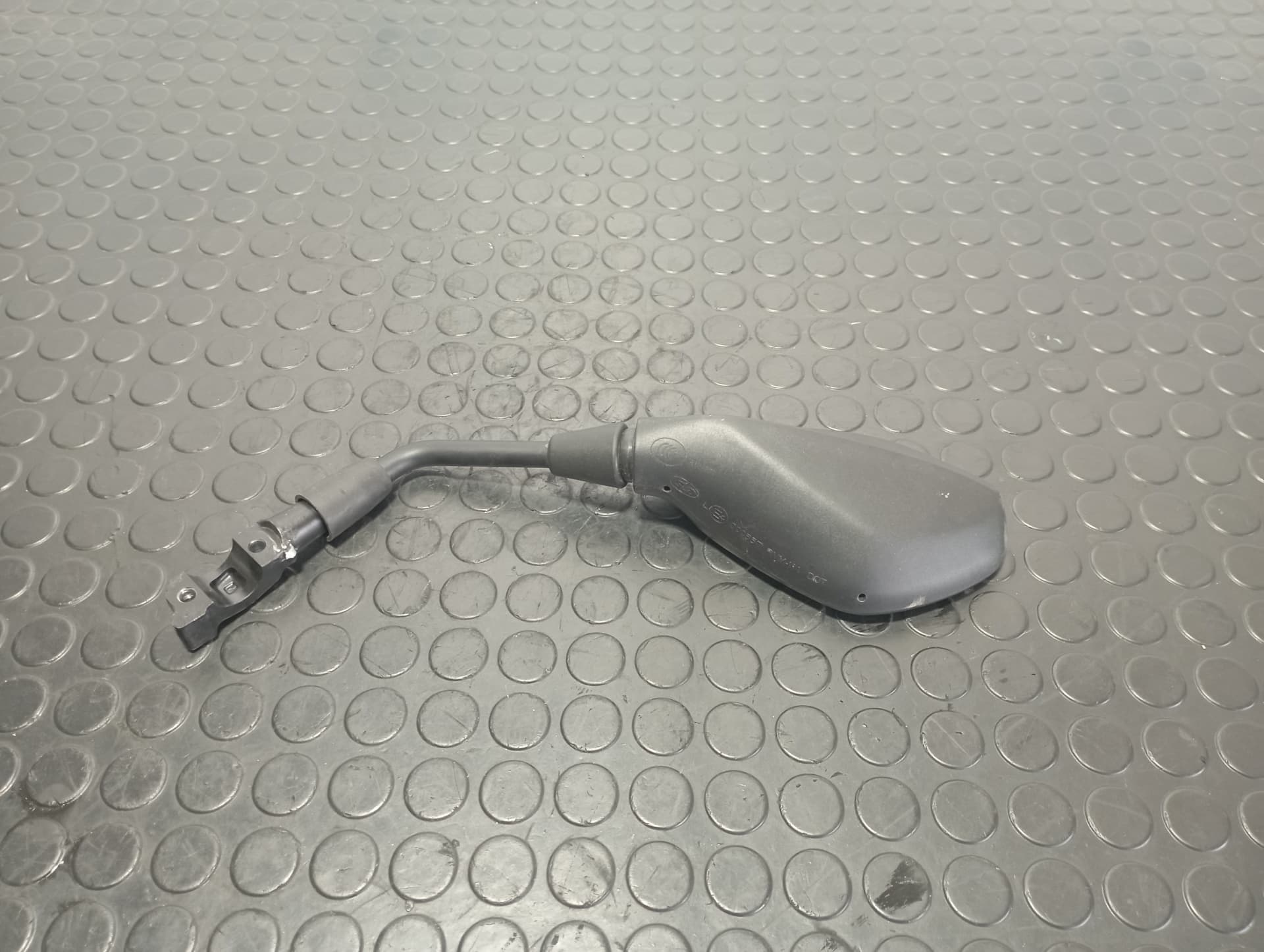Recambio de RETROVISOR IZQUIERDO para BMW C 400 X A81A03A referencia OEM IAM 000557RVM111 - NEGRO 2