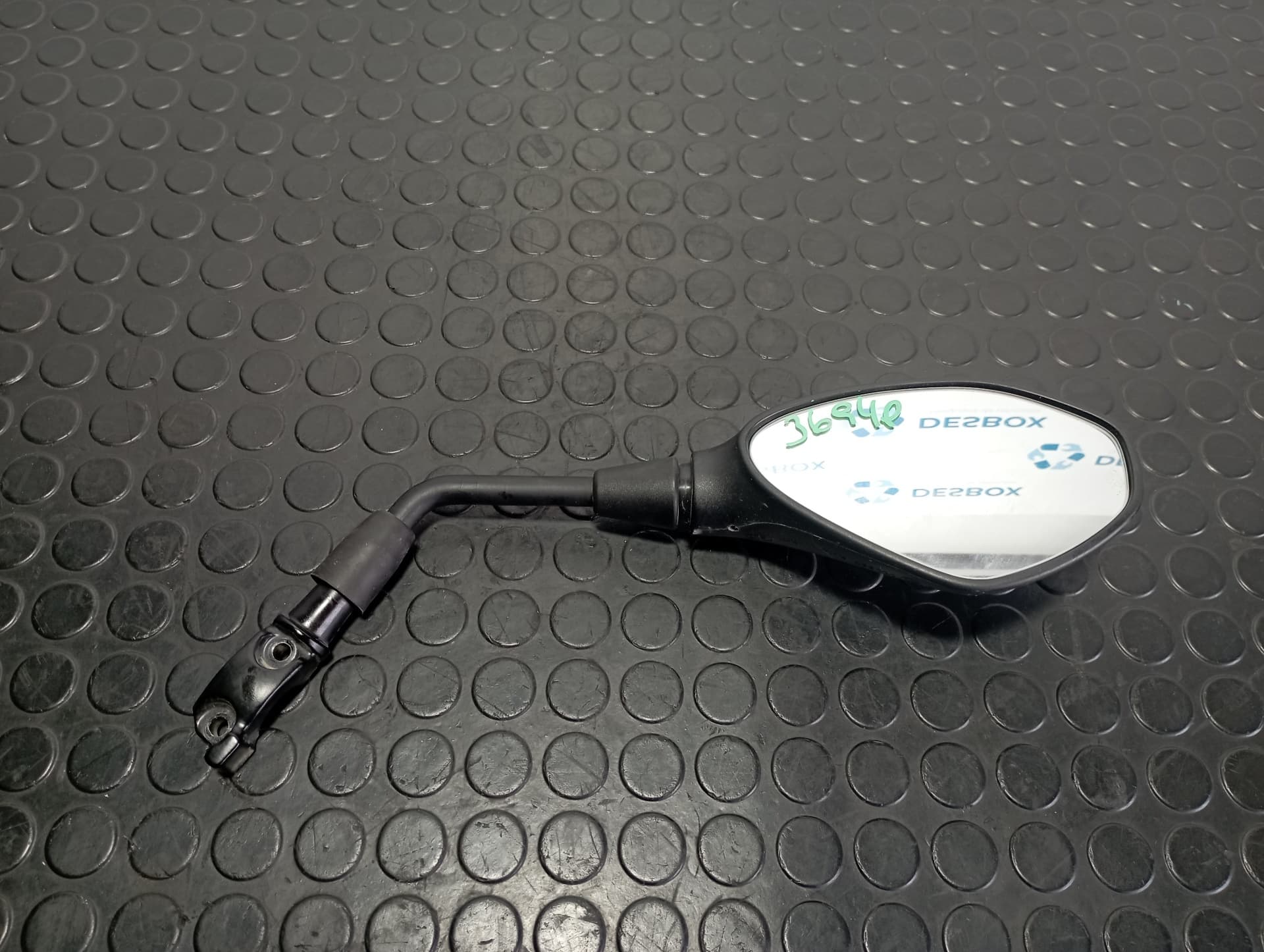 Recambio de RETROVISOR DERECHO para BMW C 400 X A81A03A referencia OEM IAM 000557RVM111 - NEGRO