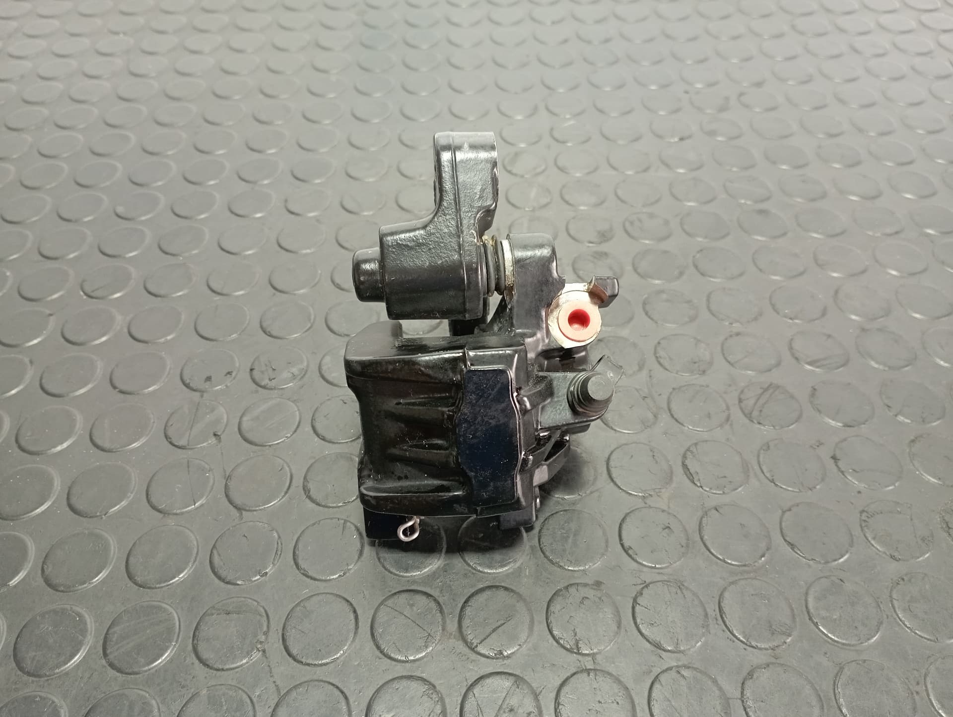 Recambio de PINZA DE FRENO DELANTERA para BMW C 400 X A81A03A referencia OEM IAM 6170099 - NEGRO 5