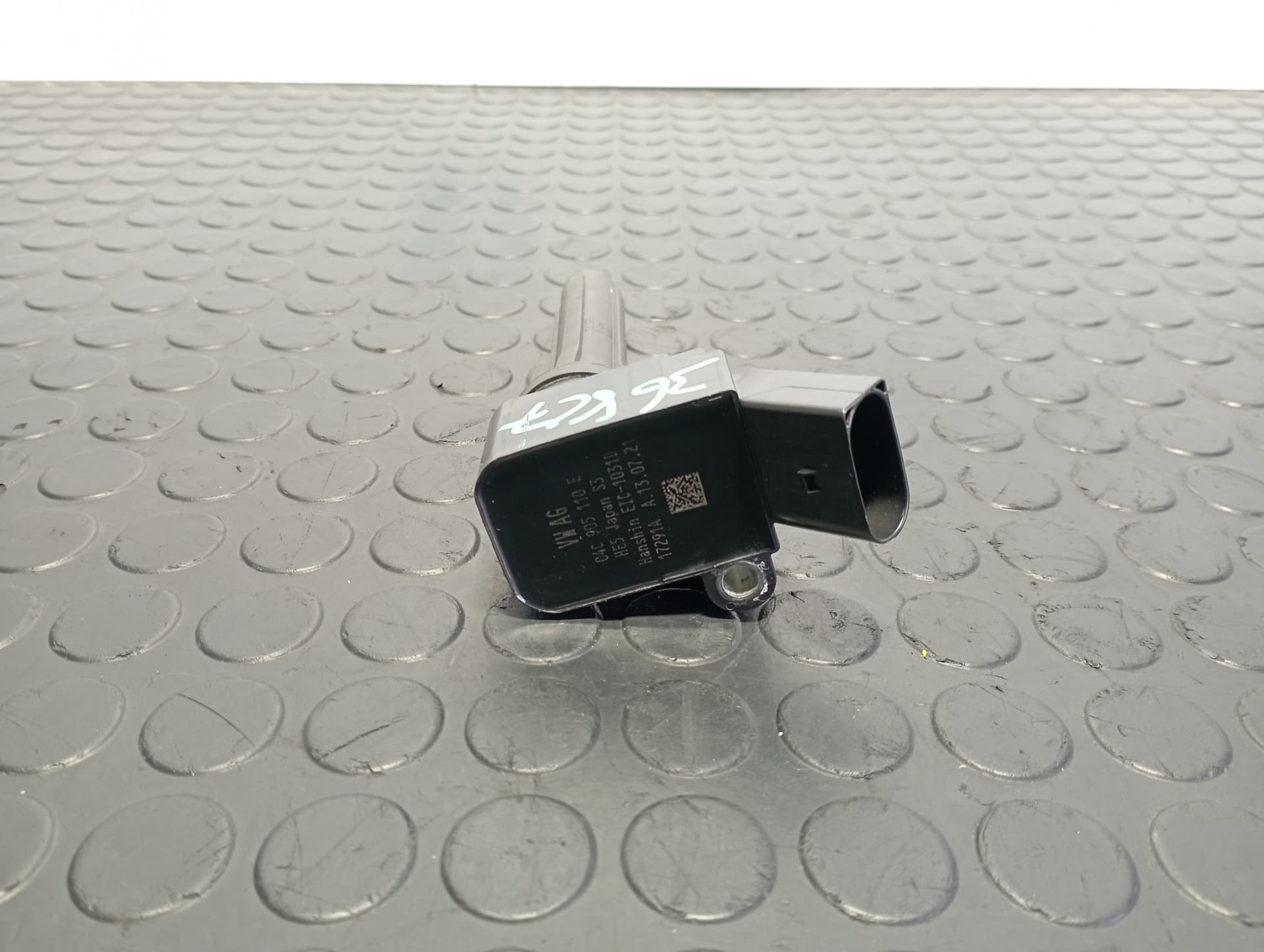 Recambio de BOBINA ENCENDIDO para VOLKSWAGEN POLO VI (AE1) * DLAC referencia OEM IAM 04C905110E - BLANCO