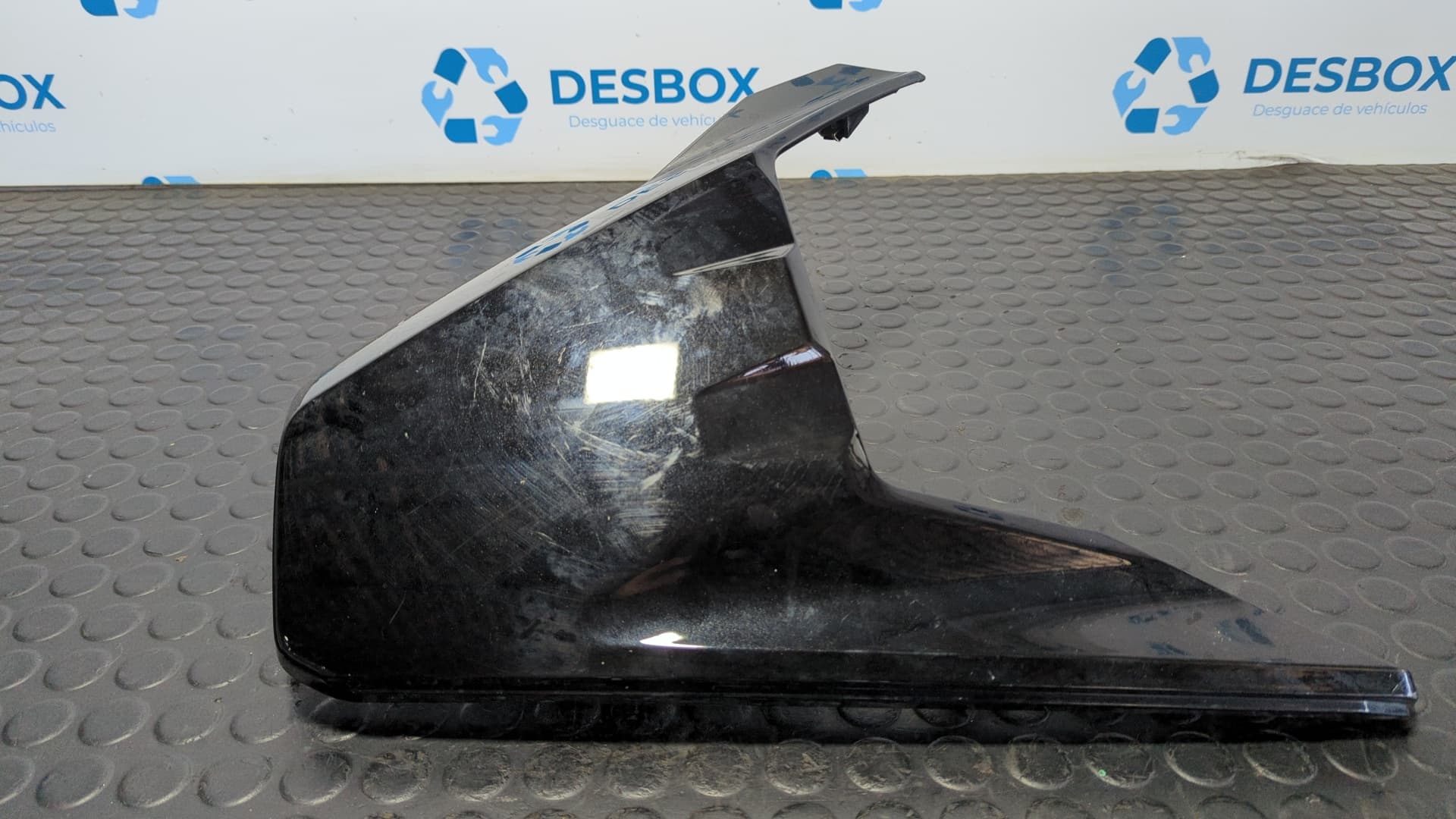 Recambio de MOLDURA para BMW C 400 X A81A03A referencia OEM IAM 46638558254 - NEGRO