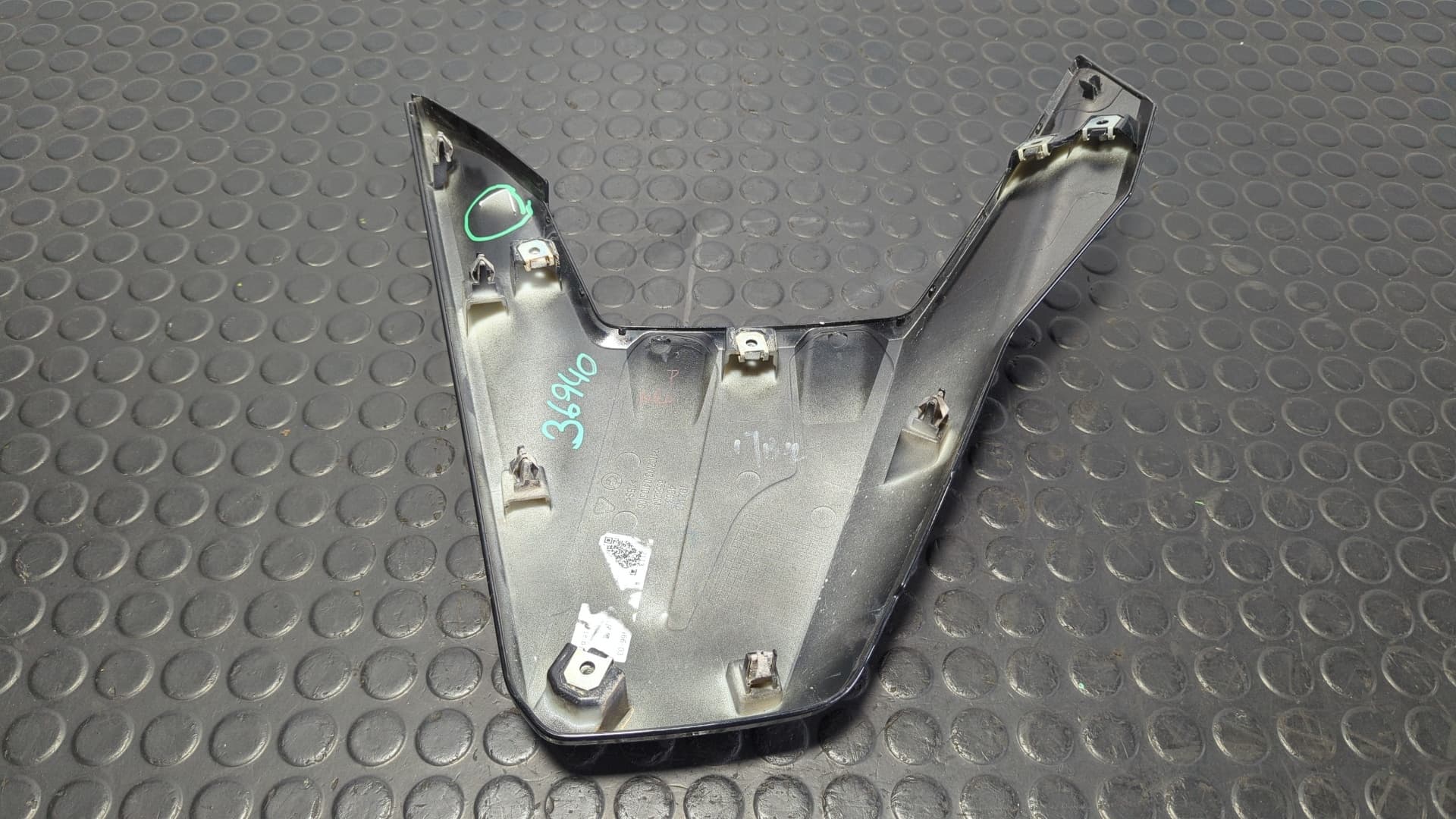 Recambio de MOLDURA para BMW C 400 X A81A03A referencia OEM IAM 46638558254 - NEGRO 3