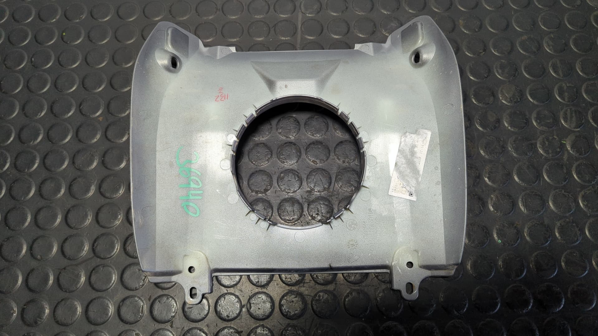 Recambio de MOLDURA para BMW C 400 X A81A03A referencia OEM IAM 46638558567 - NEGRO 4