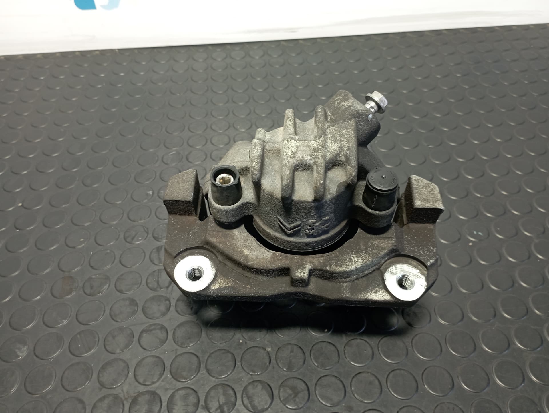 Recambio de PINZA DE FRENO DELANTERA DERECHA para PEUGEOT 508 SW SW ALLURE HDI 116 RH02 referencia OEM IAM N168 - NEGRO 3