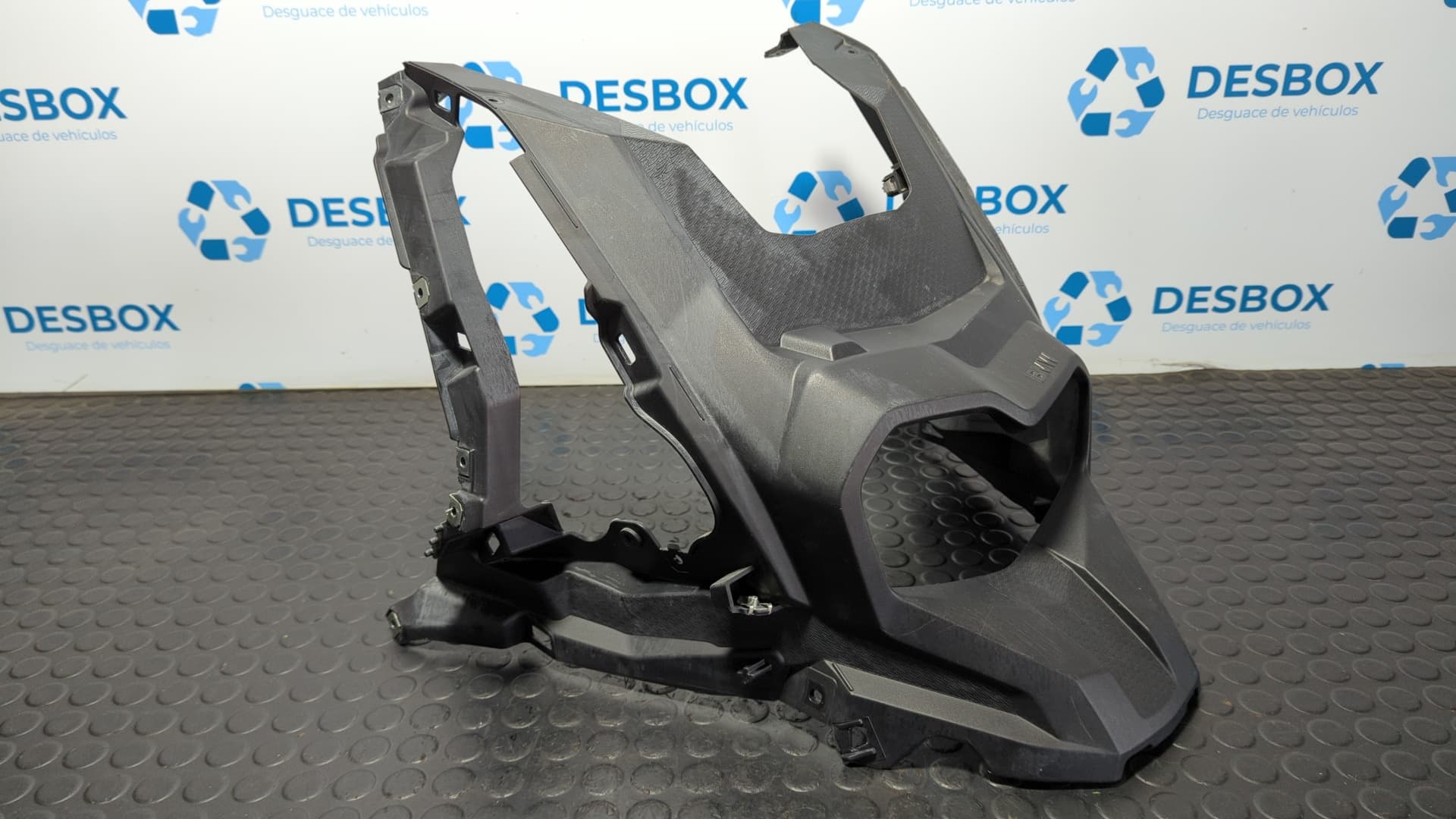 Recambio de CARENADO para BMW C 400 X A81A03A referencia OEM IAM 46638558251 - NEGRO 5