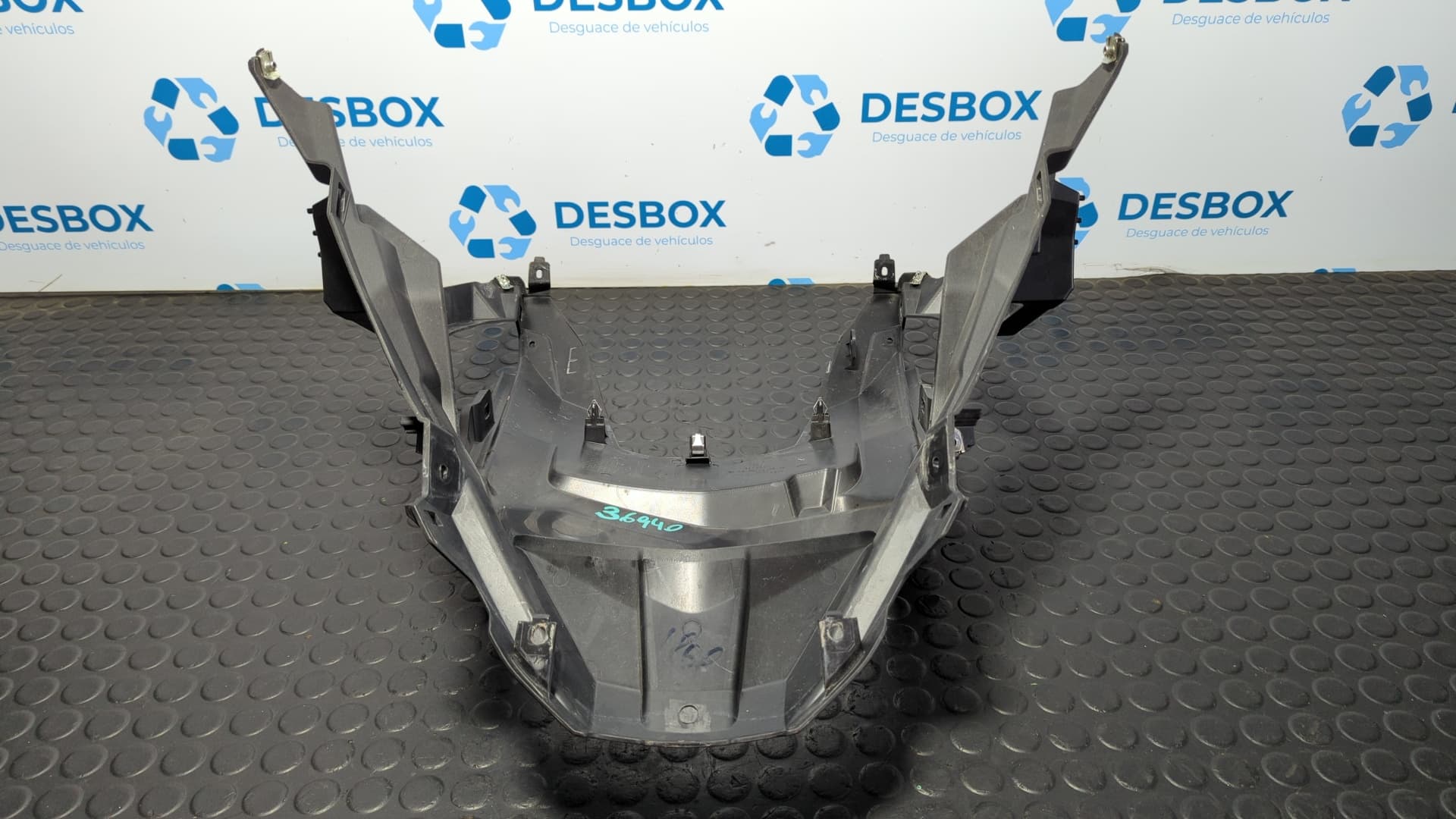Recambio de CARENADO para BMW C 400 X A81A03A referencia OEM IAM 46638558251 - NEGRO 4