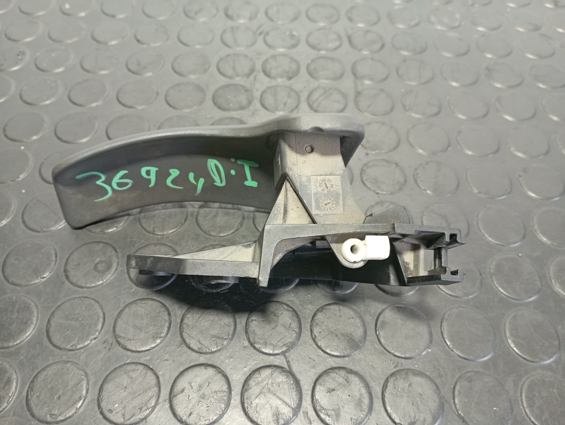 Recambio de MANETA INTERIOR DELANTERA IZQUIERDA para PEUGEOT BOXER CAJA CERR. TECHO ELEVADO (BAT.3450)(335)(2007 =>) 2.2 HDI 4HU referencia OEM IAM C982  - AZUL 4