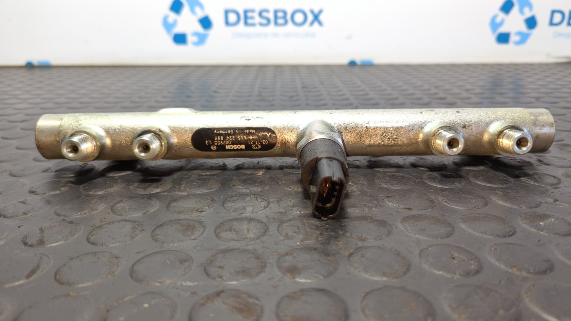 Recambio de RAMPA INYECTORA para PEUGEOT BOXER CAJA ABIERTA (RS2850) 814043S referencia OEM IAM 0445224009 4