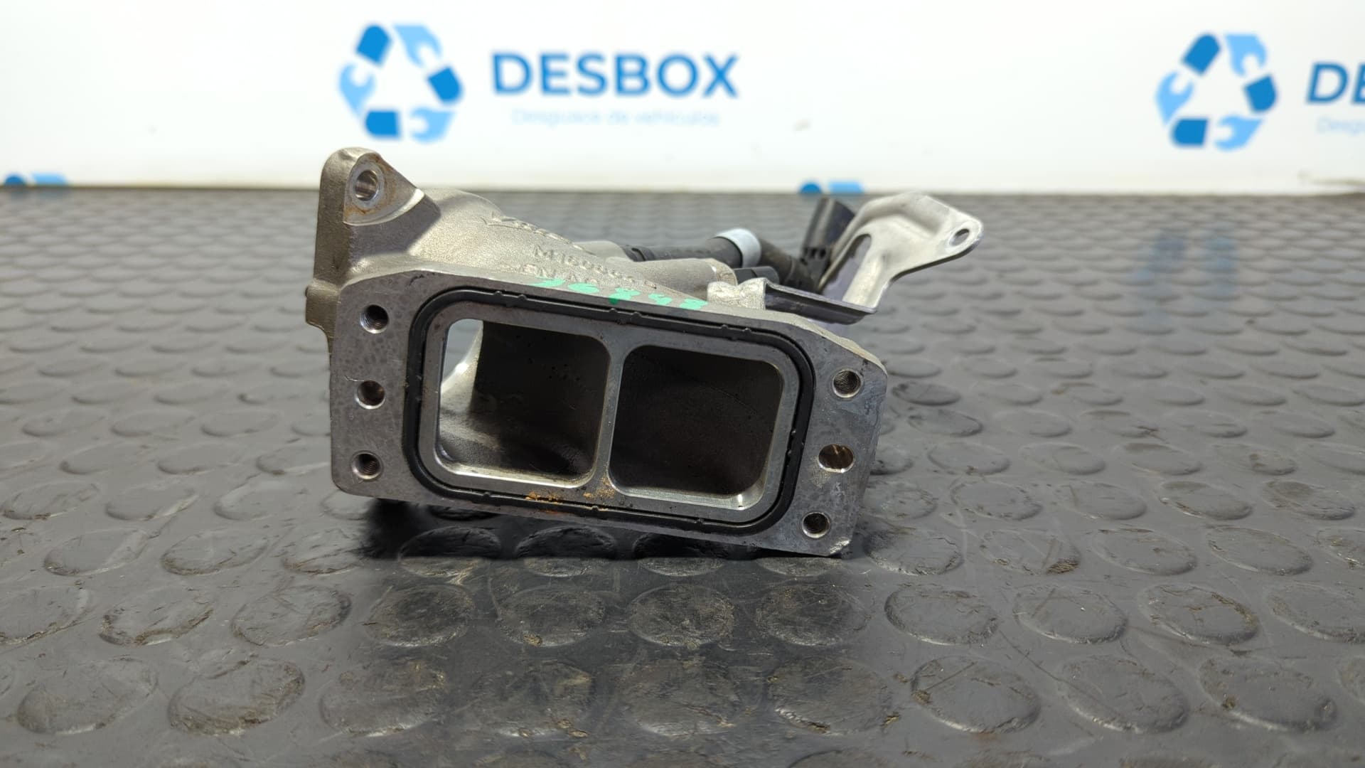 Recambio de TUBO para AUDI A4 BERLINA (8W2) 2.0 TDI DEUA referencia OEM IAM 04L128637B - BLANCO 3