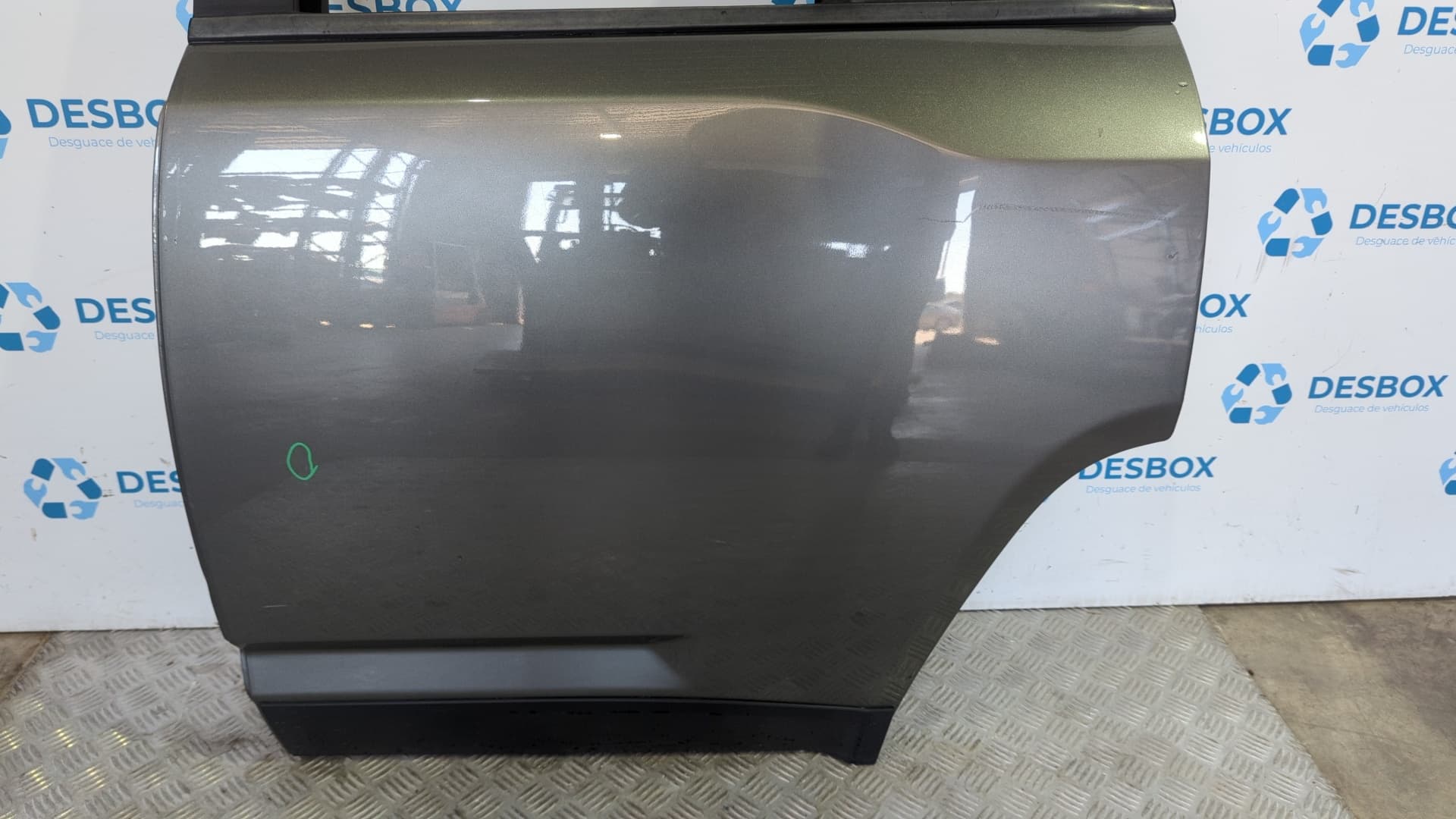 Recambio de PUERTA TRASERA IZQUIERDA para CHRYSLER JEEP COMPASS 2.2 CRD CAT 651 925 ON - GRIS 2