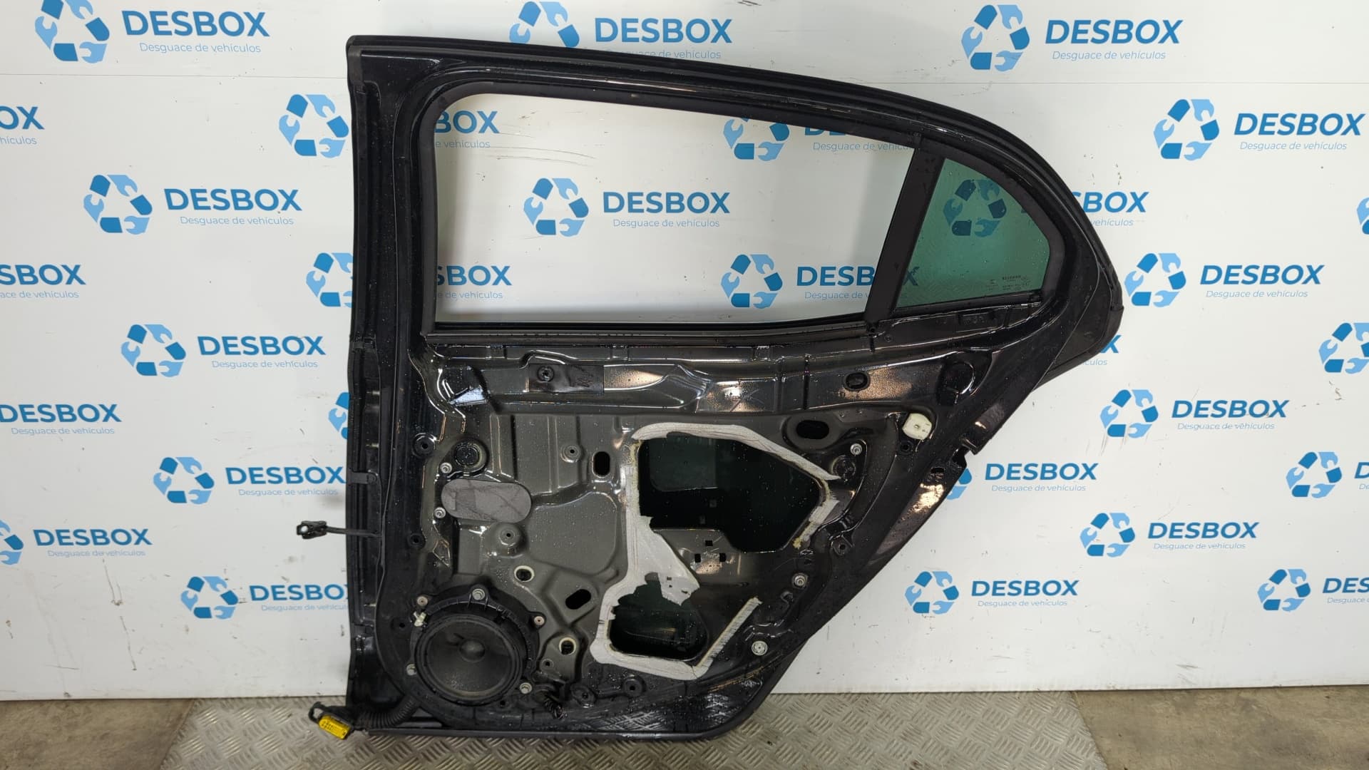 Recambio de PUERTA TRASERA DERECHA para RENAULT MEGANE IV BERLINA 5P 1.5 DCI K9KG6 - NEGRO 2