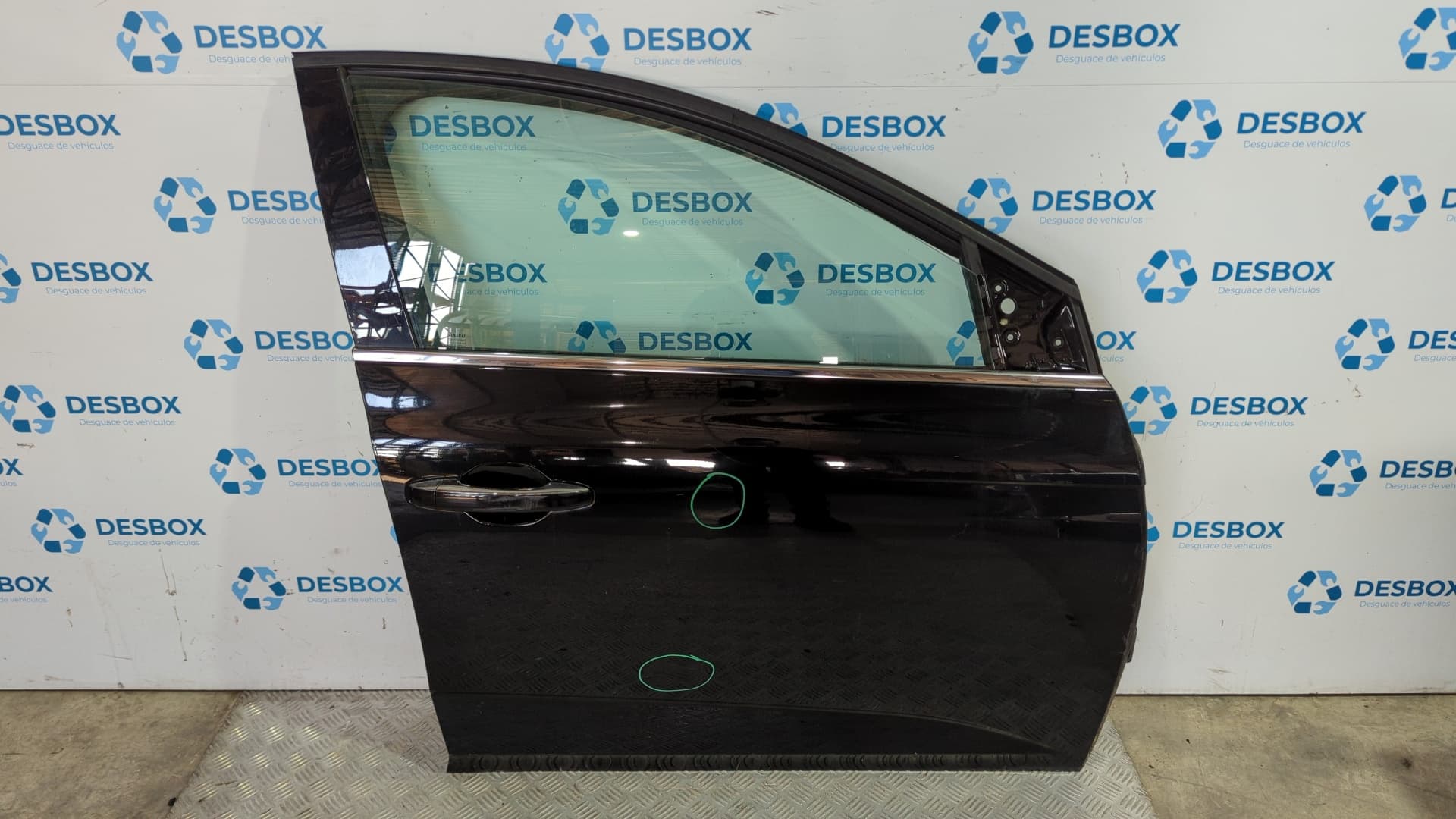 Recambio de PUERTA DELANTERA DERECHA para RENAULT MEGANE IV BERLINA 5P 1.5 DCI K9KG6 - NEGRO