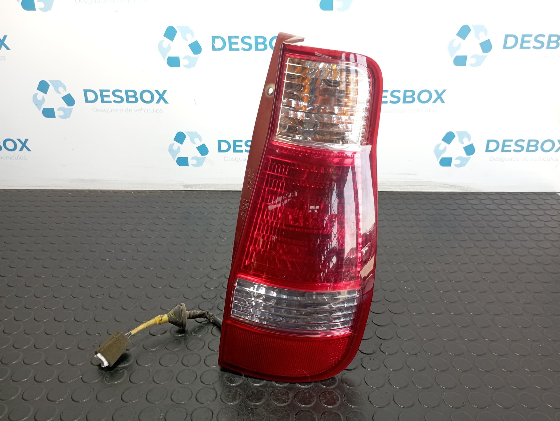 Recambio de PILOTO TRASERO DERECHO para HYUNDAI MATRIX (FC) 1.5 CRDI D4FA referencia OEM IAM 92402176 - GRUS