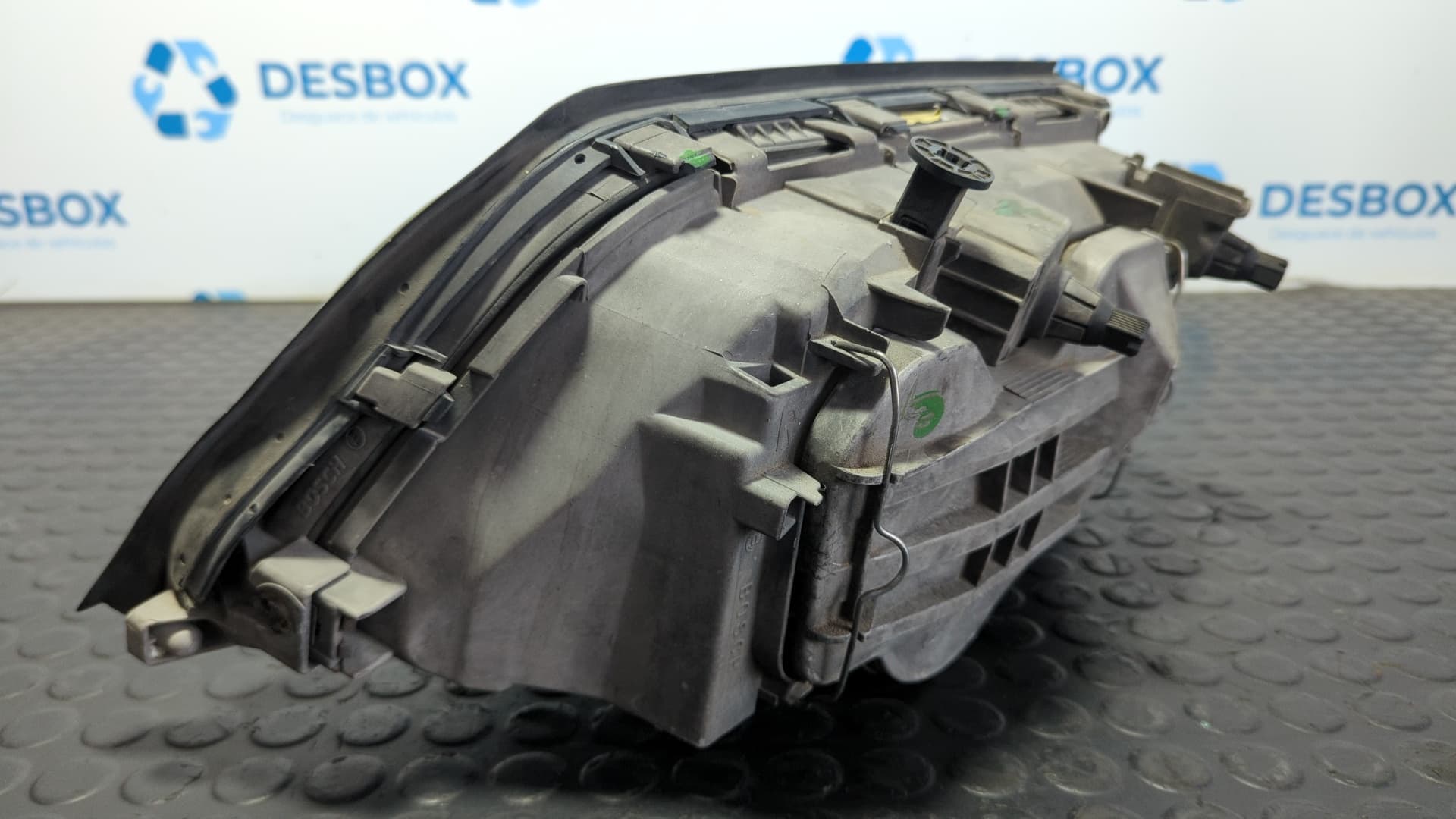 Recambio de FARO DERECHO para MERCEDES-BENZ CLASE C (W202) referencia OEM IAM 1305230125 6