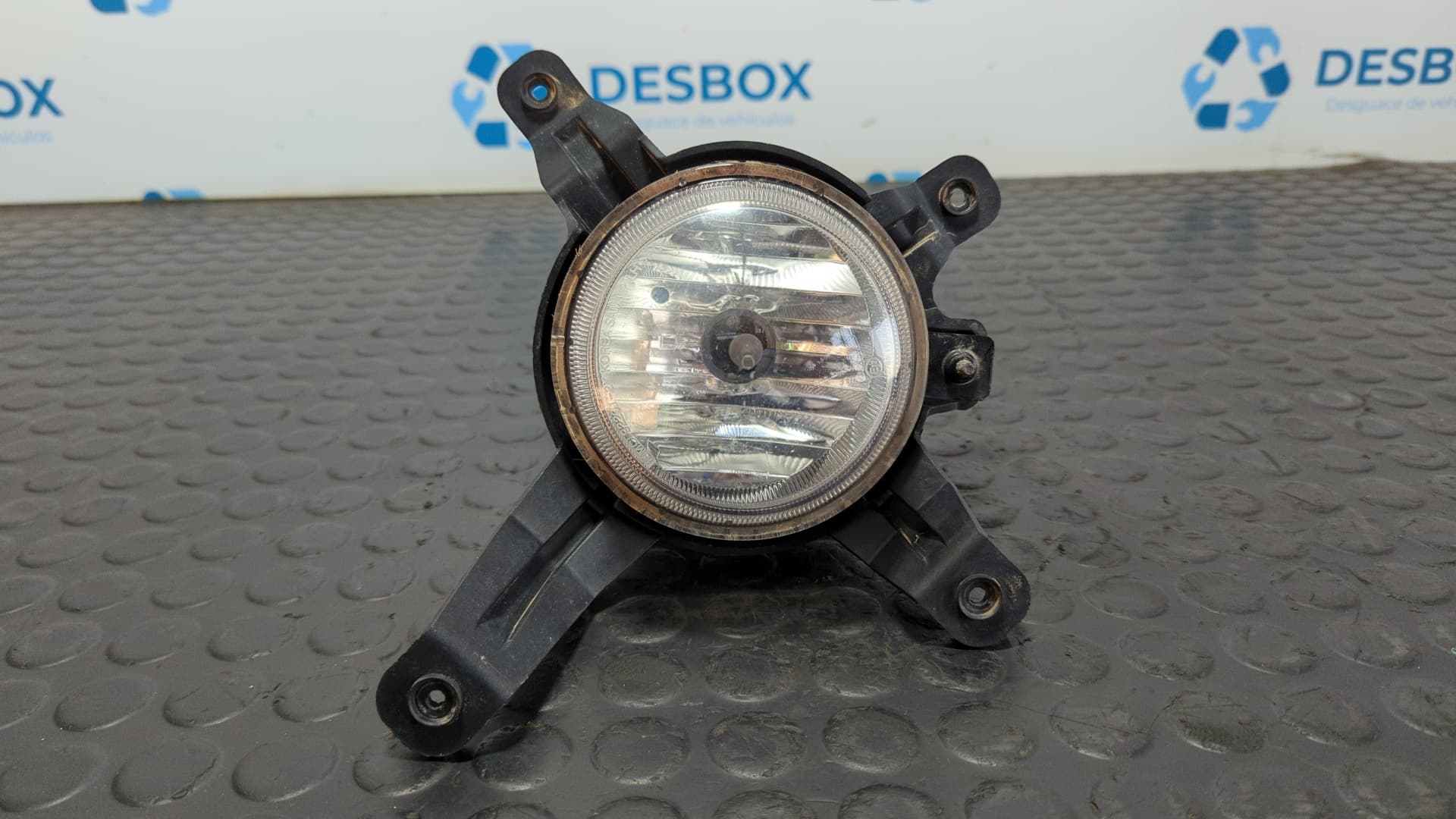 Recambio de FARO ANTINIEBLA IZQUIERDO para HYUNDAI IX35 1.6 CRDI D4FD referencia OEM IAM 922012Y - GRIS