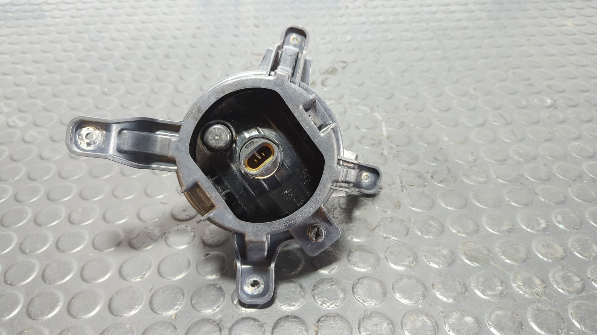 Recambio de FARO ANTINIEBLA IZQUIERDO para HYUNDAI IX35 1.6 CRDI D4FD referencia OEM IAM 922012Y - GRIS 2